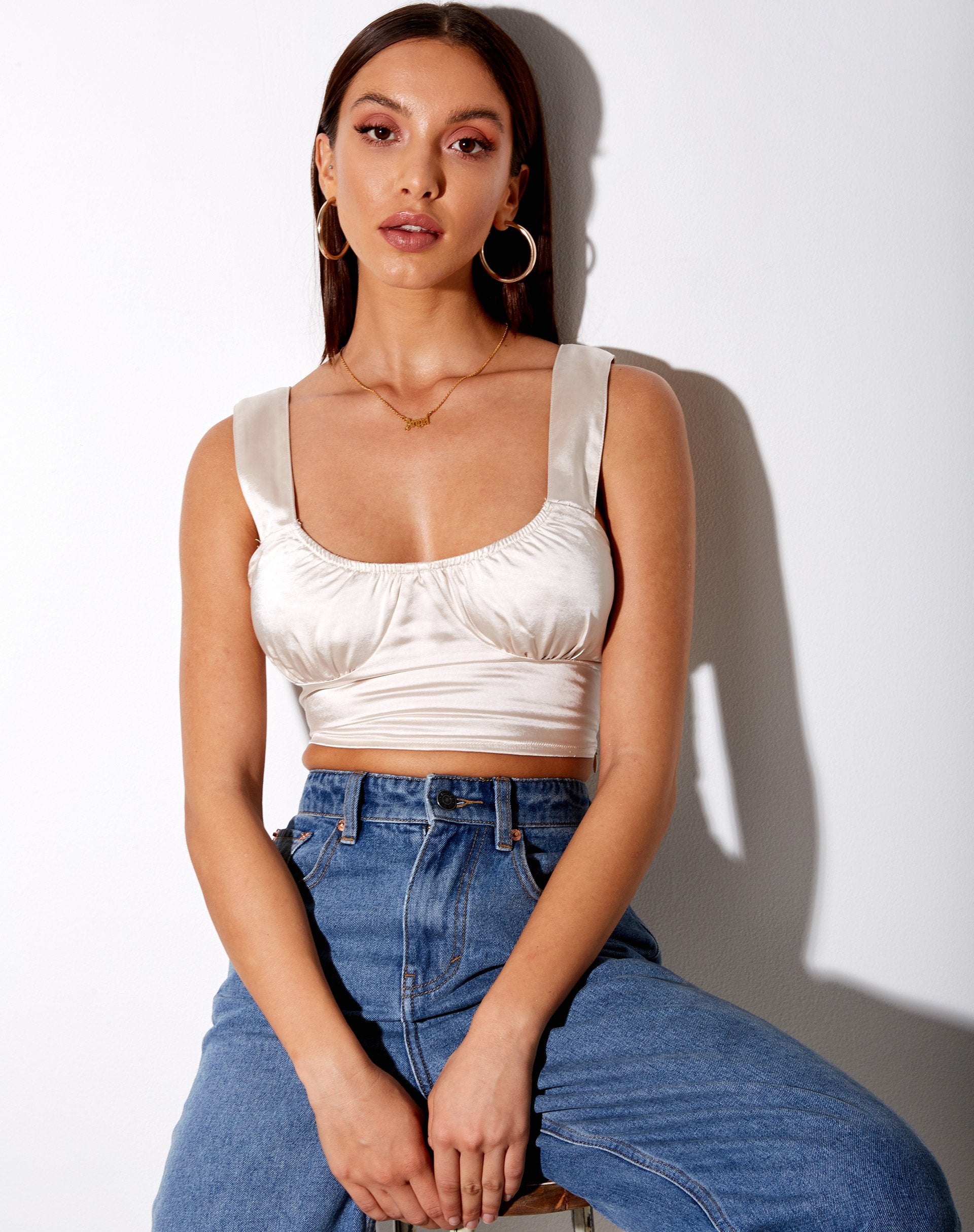 Image de Gladis Gilet Crop Top en satin Champagne