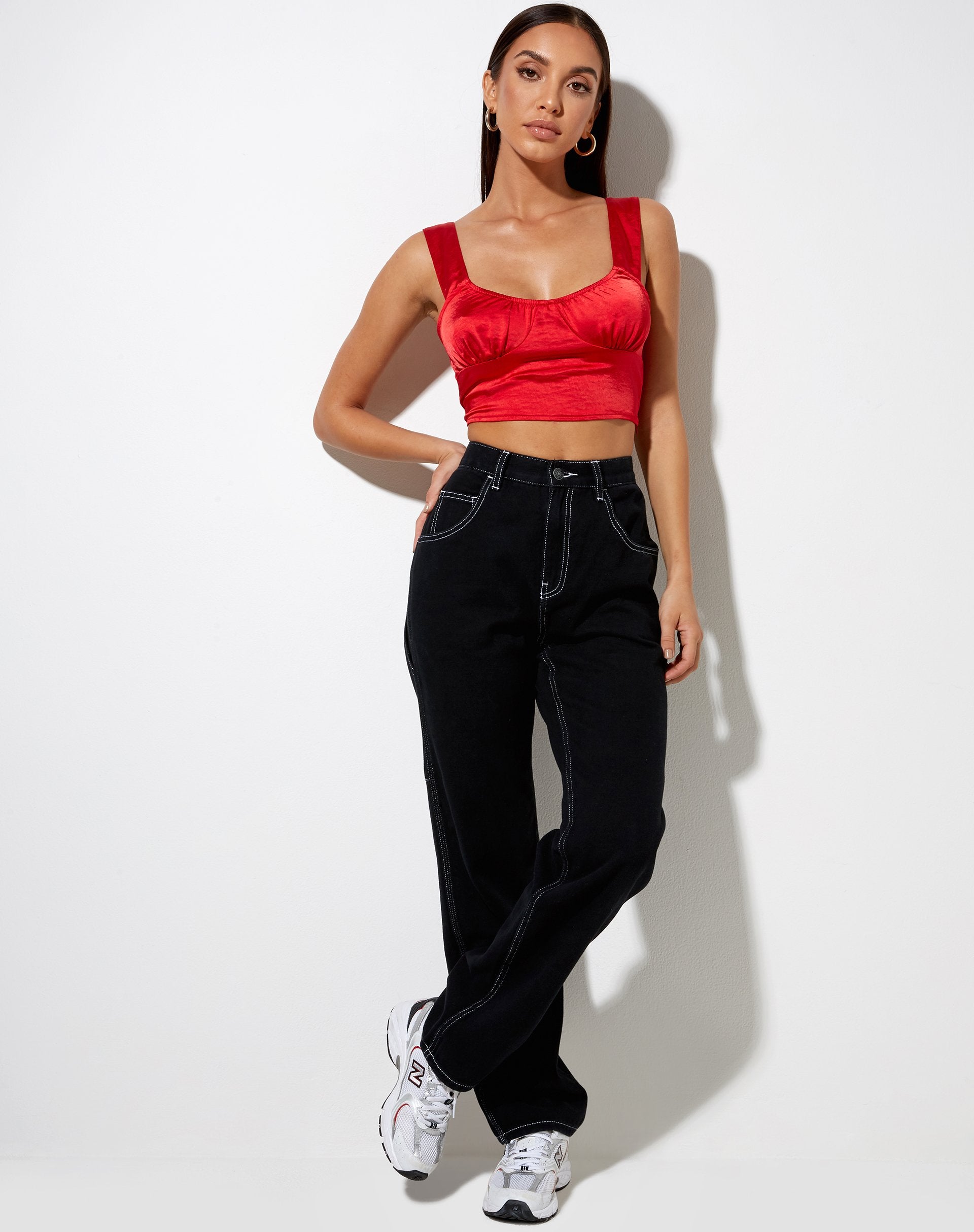 Image de Gladis Vest Top in Satin Red