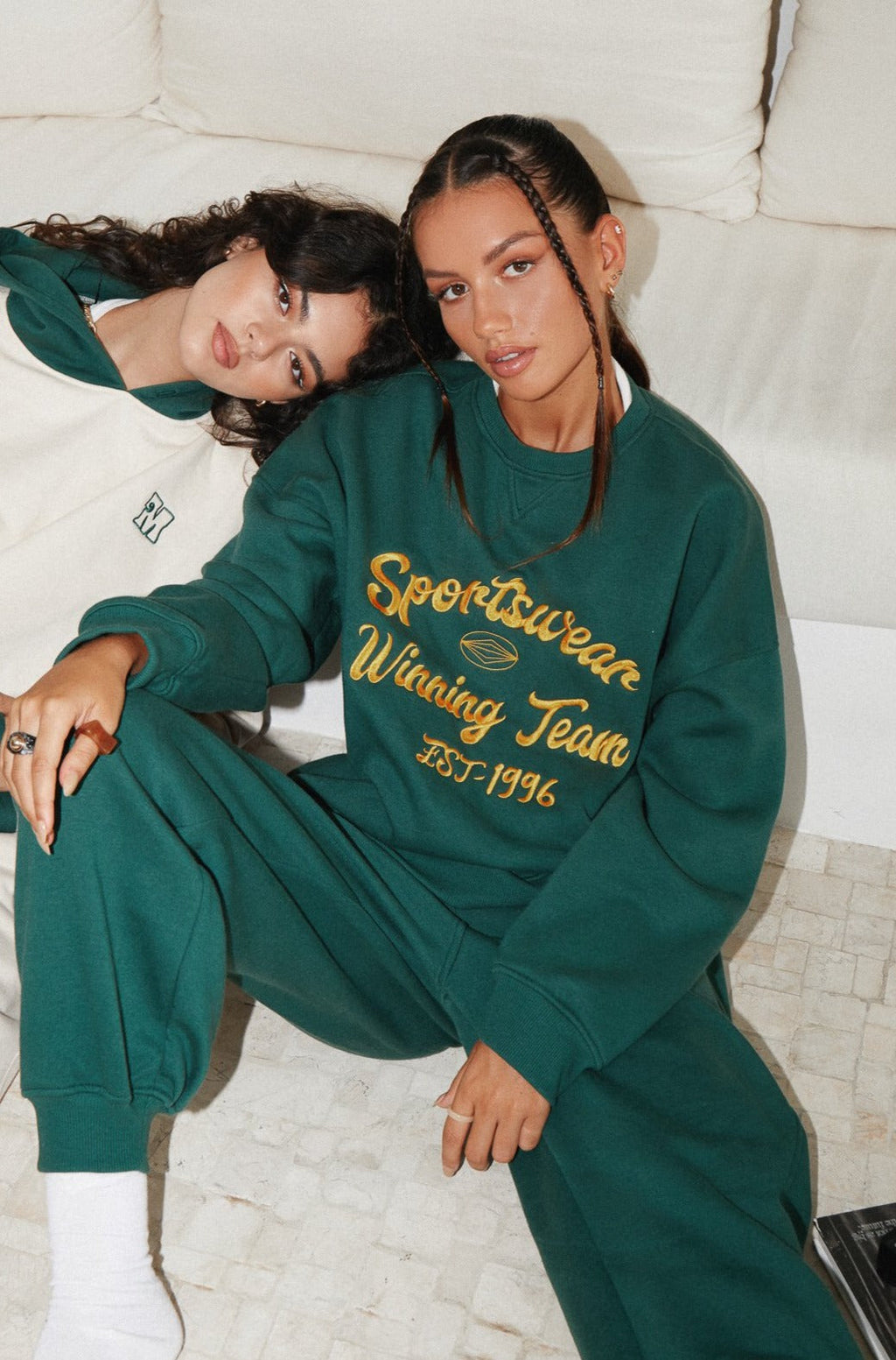 Sweatshirt Glan en vert forêt avec broderie Winning Team Mix