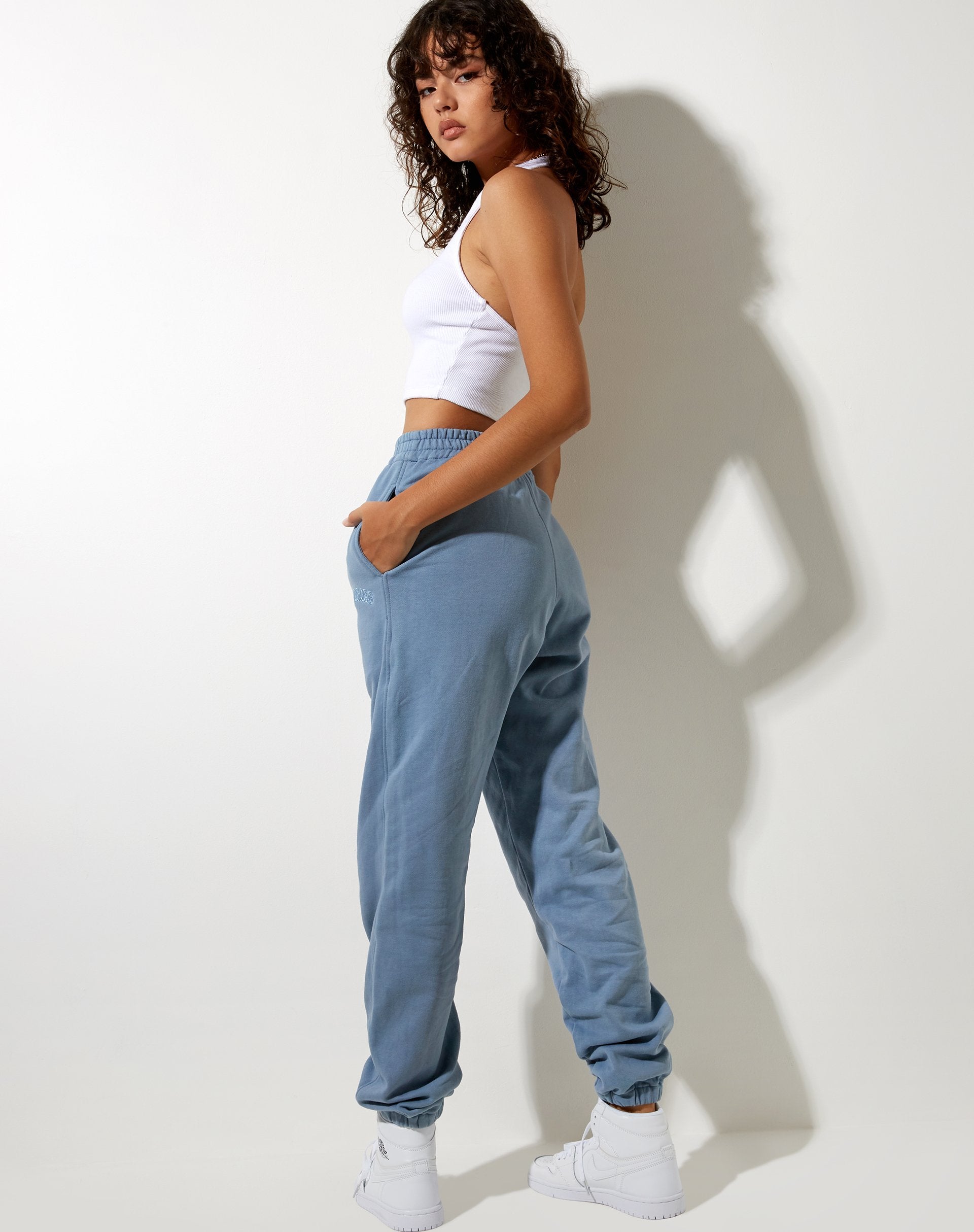 Image de Basta Jogger en bleu poudre Memories Embro
