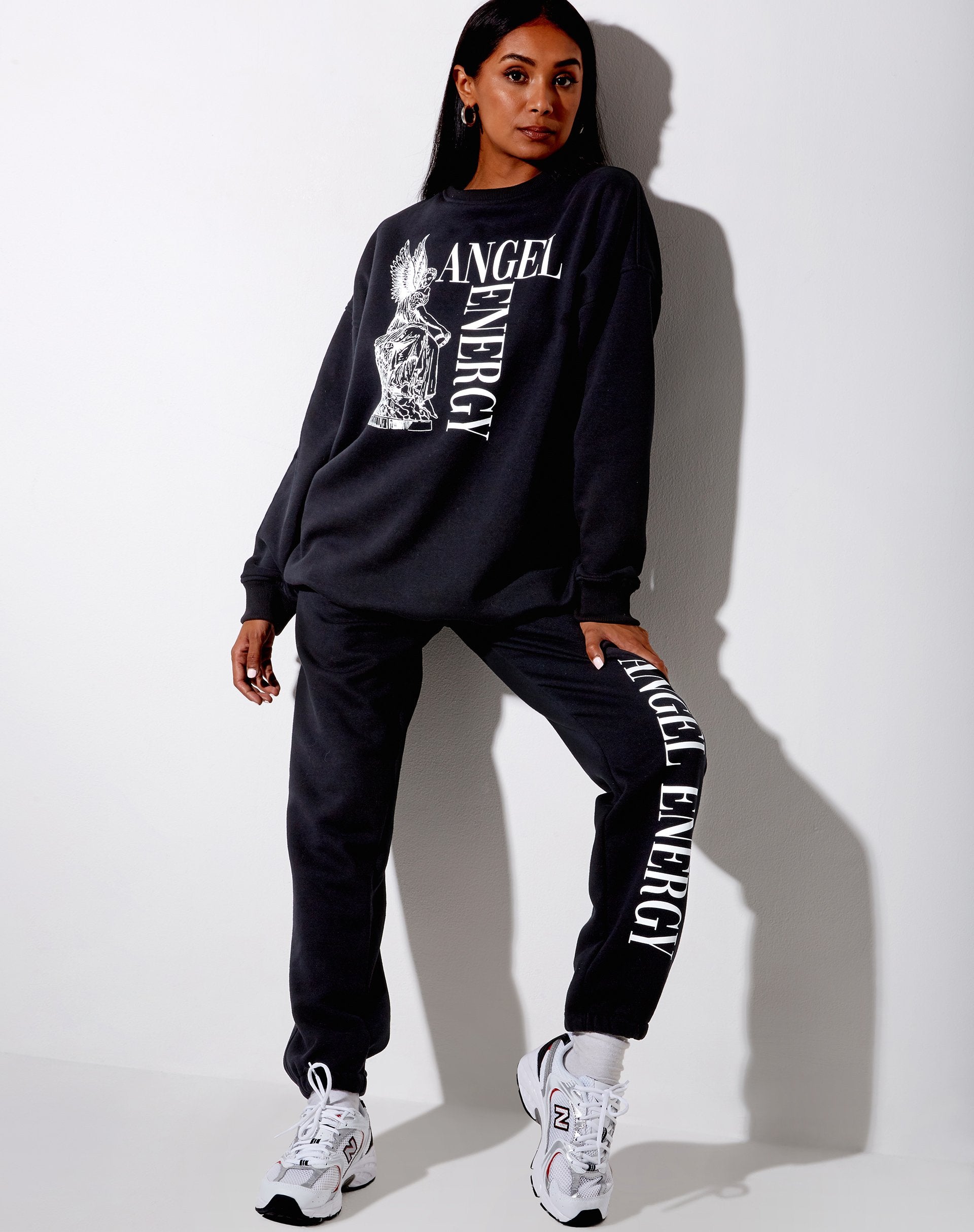 Image de Glo Sweatshirt en noir Angel Energy