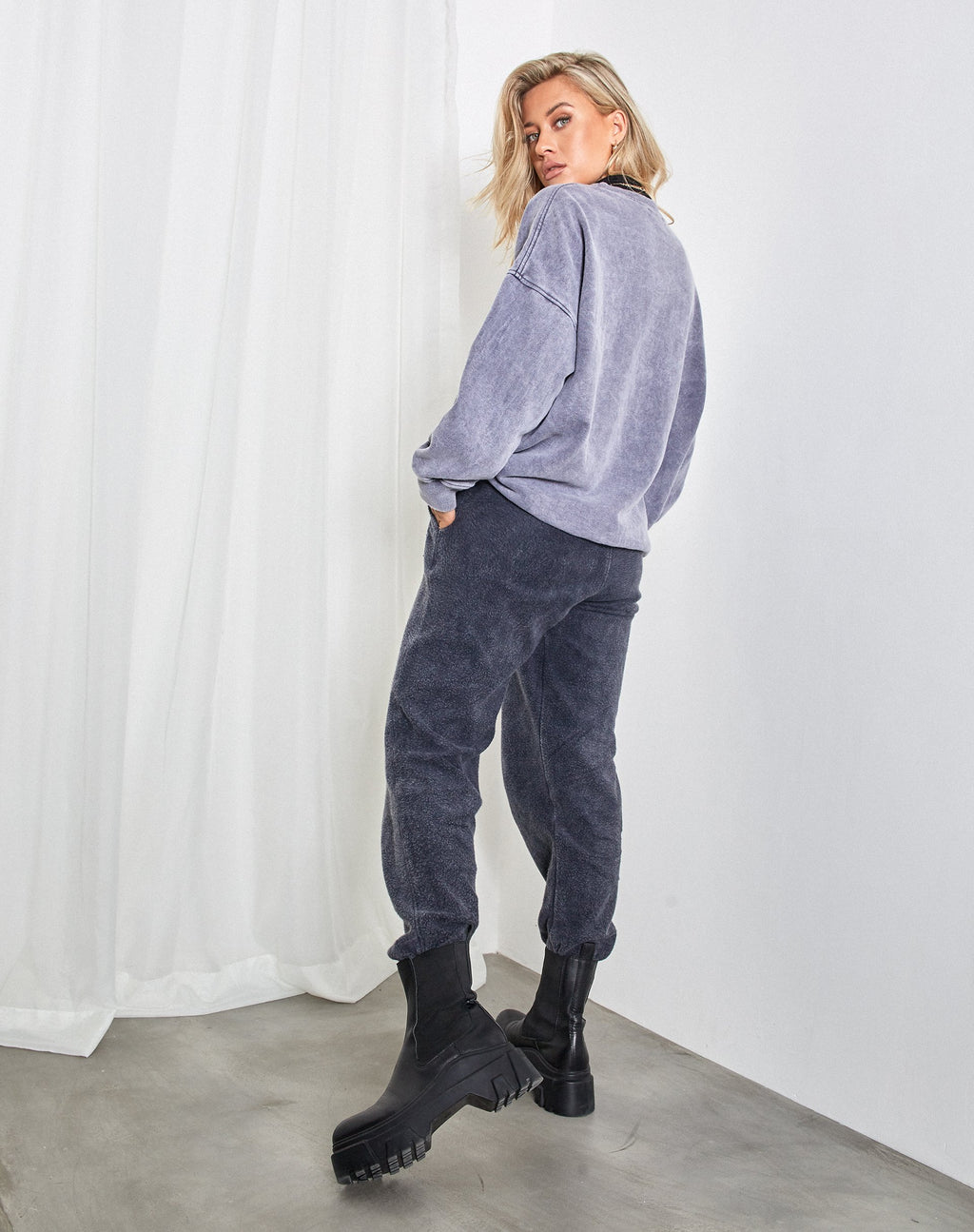 Sweatshirt Glo en anthracite Angelo Embro