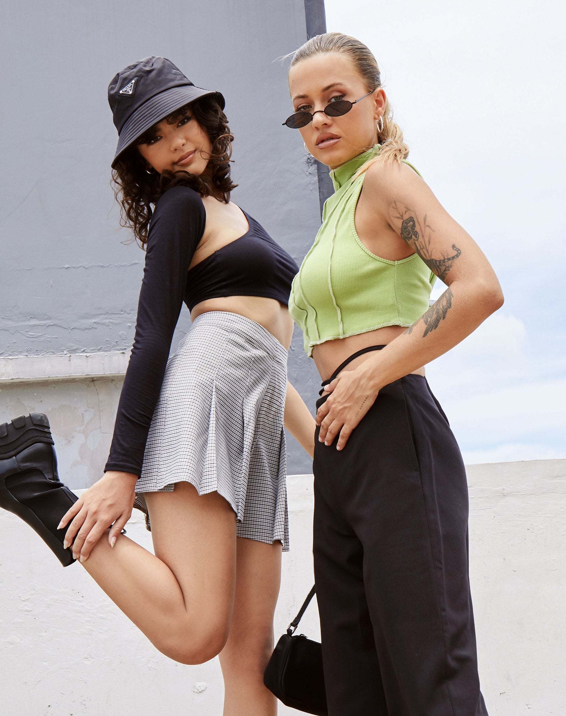 Image de Grasel Crop Top en Lycra Noir
