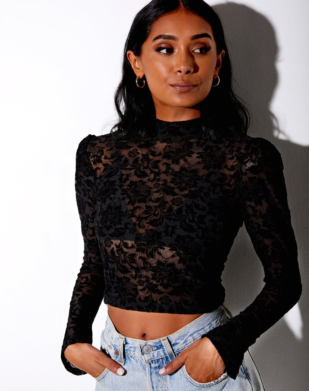 Top court Gracy en brocart rose floqué noir