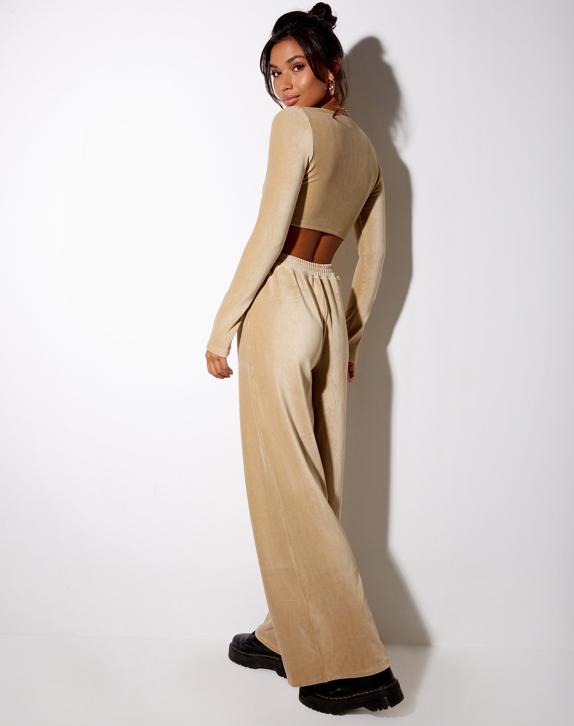 Image de Obeli Trouser in Velvet Rib Tan