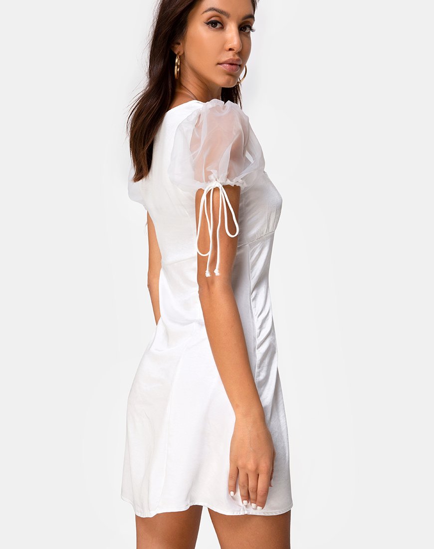 Image de la robe Guenelle en organza crème