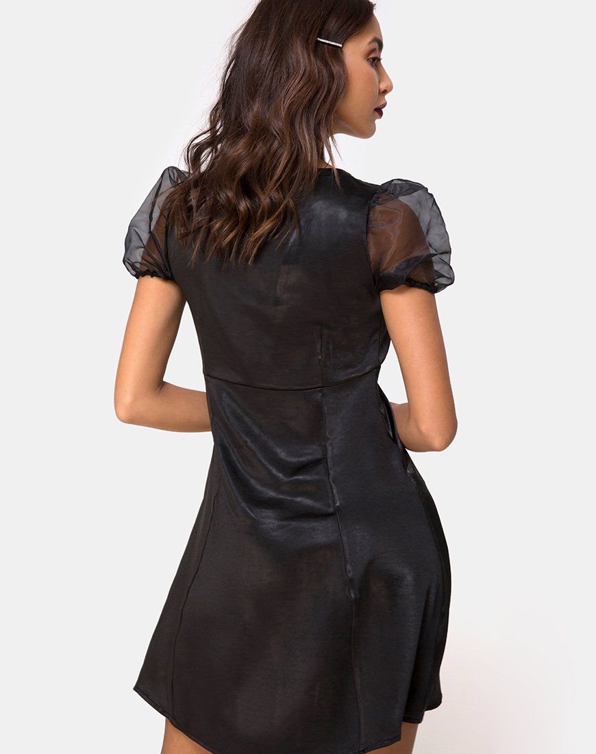 Image de la robe Guenelle en satin noir