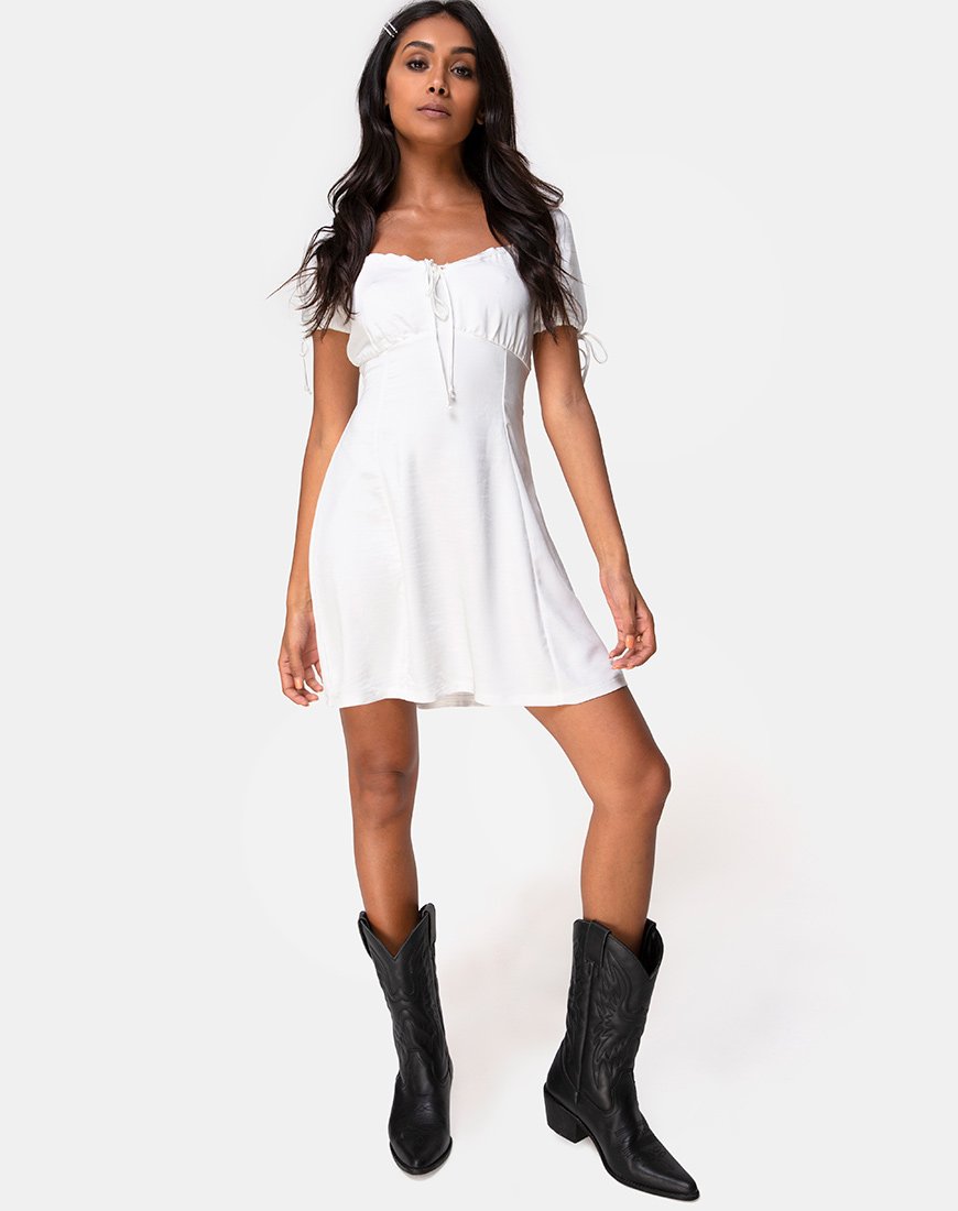 Image de la robe Guenette en satin Ivoire