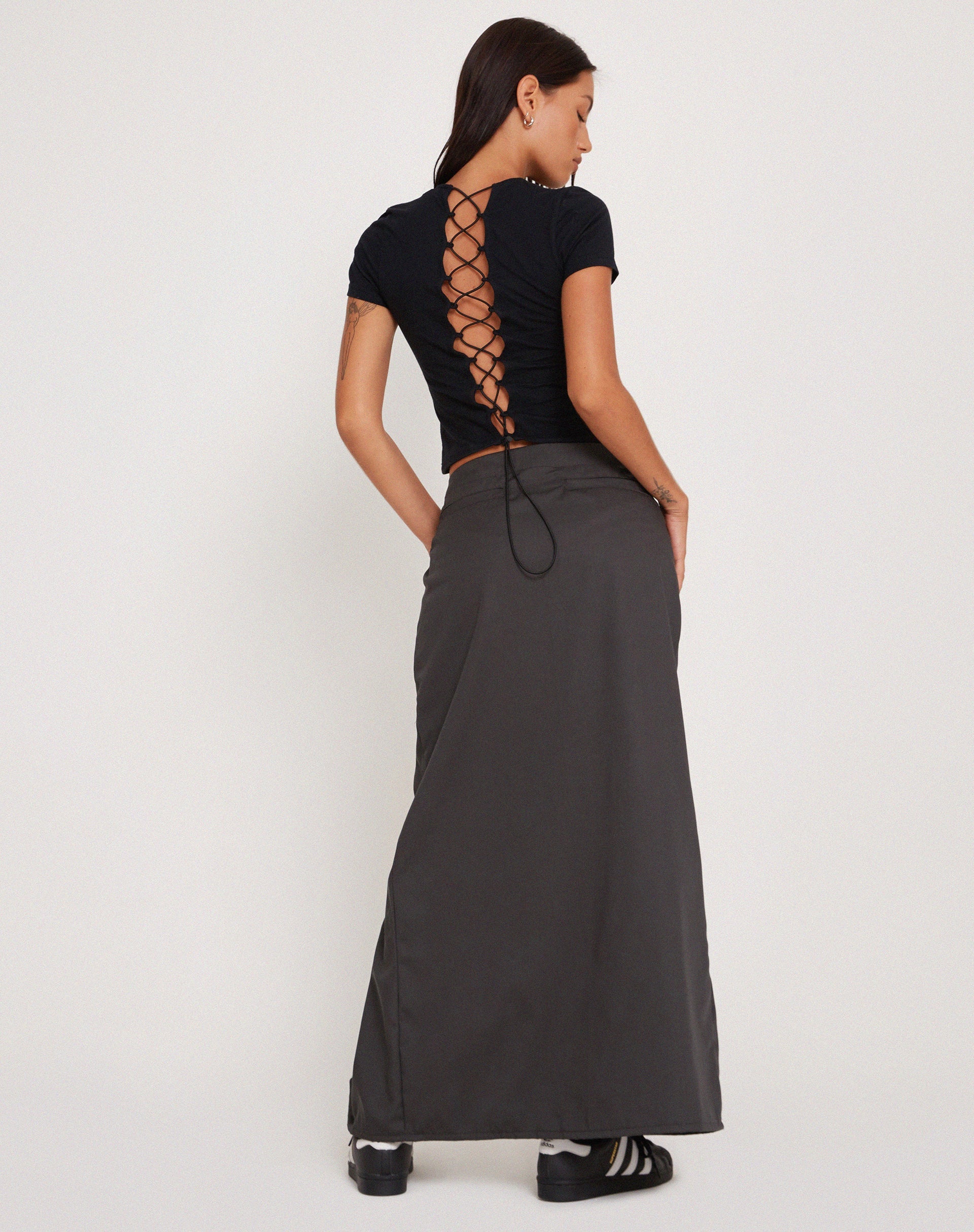 Image de Haisley Maxi Cargo Skirt in Dark Grey