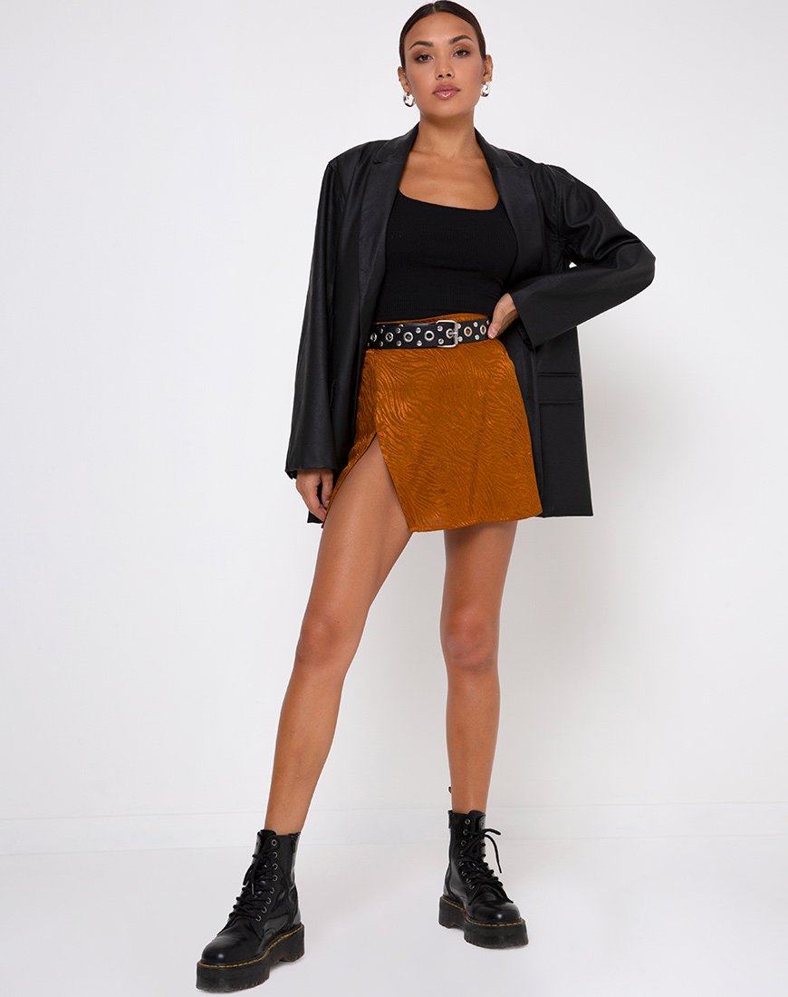 Image de la mini-jupe Shenka en satin zébré Golden Coral