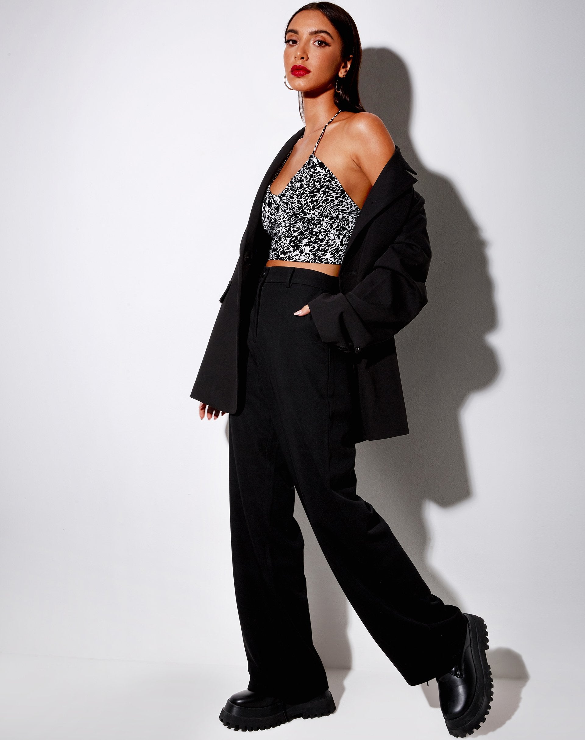 Image de Haltri Crop Top in Abstract Animal
