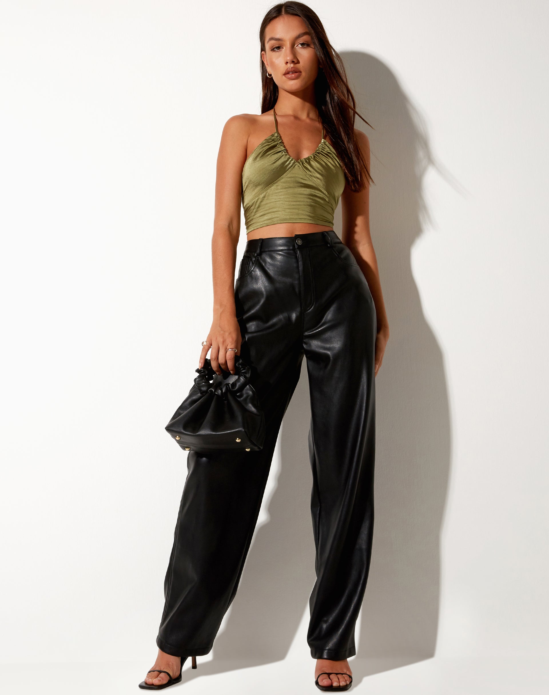 Image de Haltri Crop Top in Satin Olive