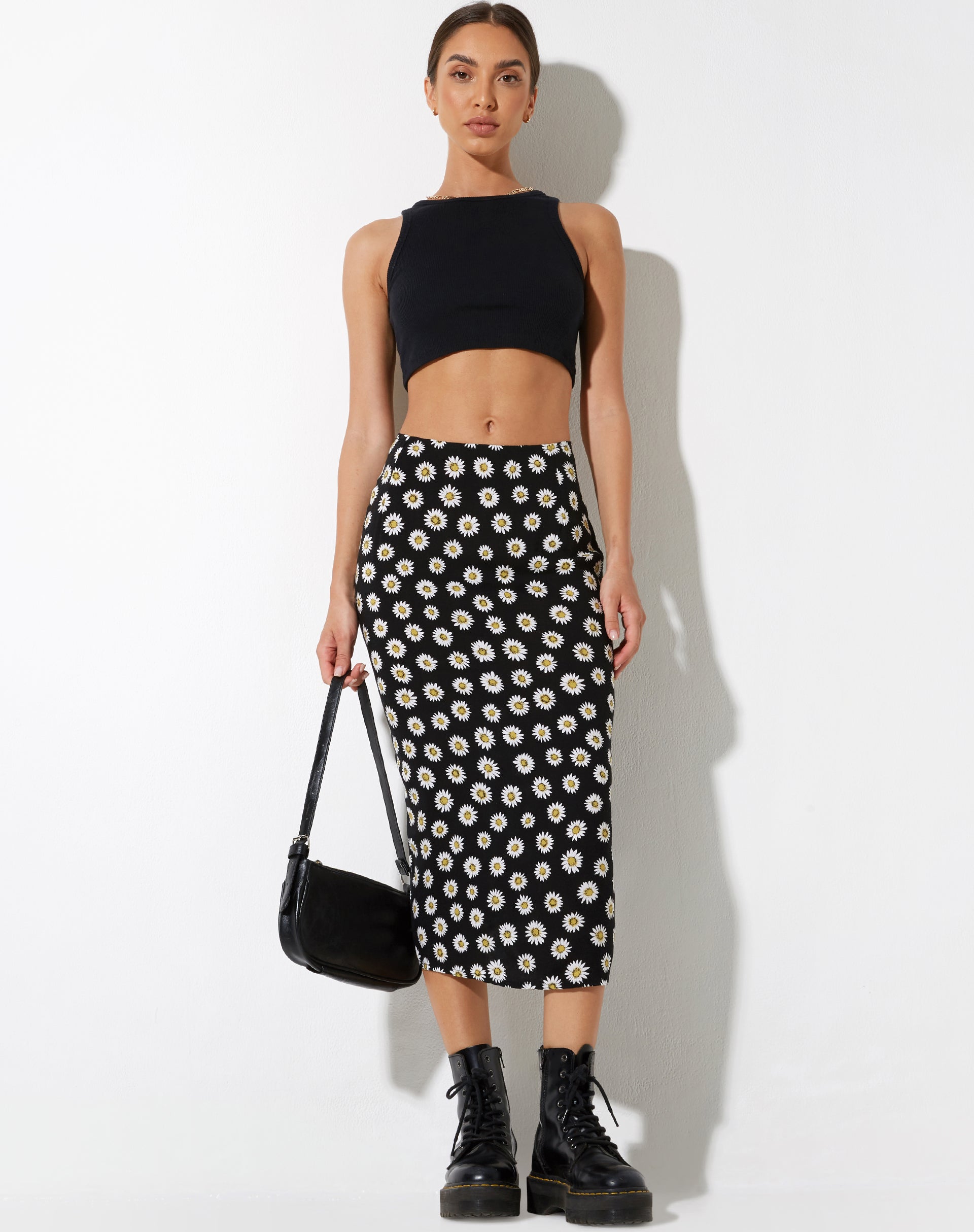 image de Harriet Midi Skirt in Grunge Daisy Black