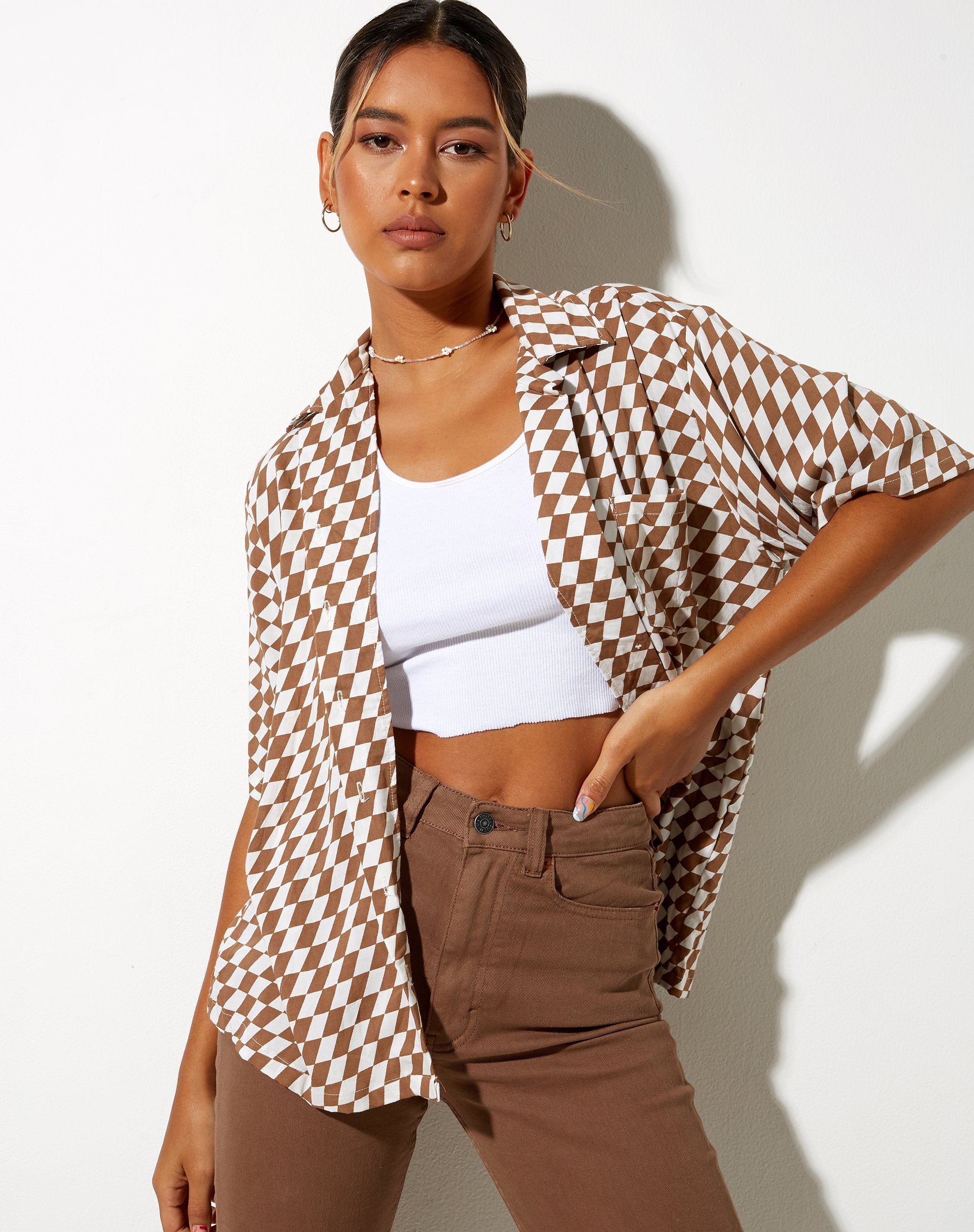 Image de la chemise hawaïenne à carreaux diagonaux Tan et Ivory