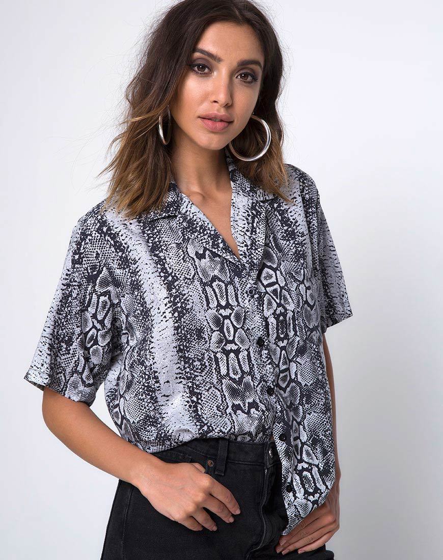 Chemise hawaïenne en serpent