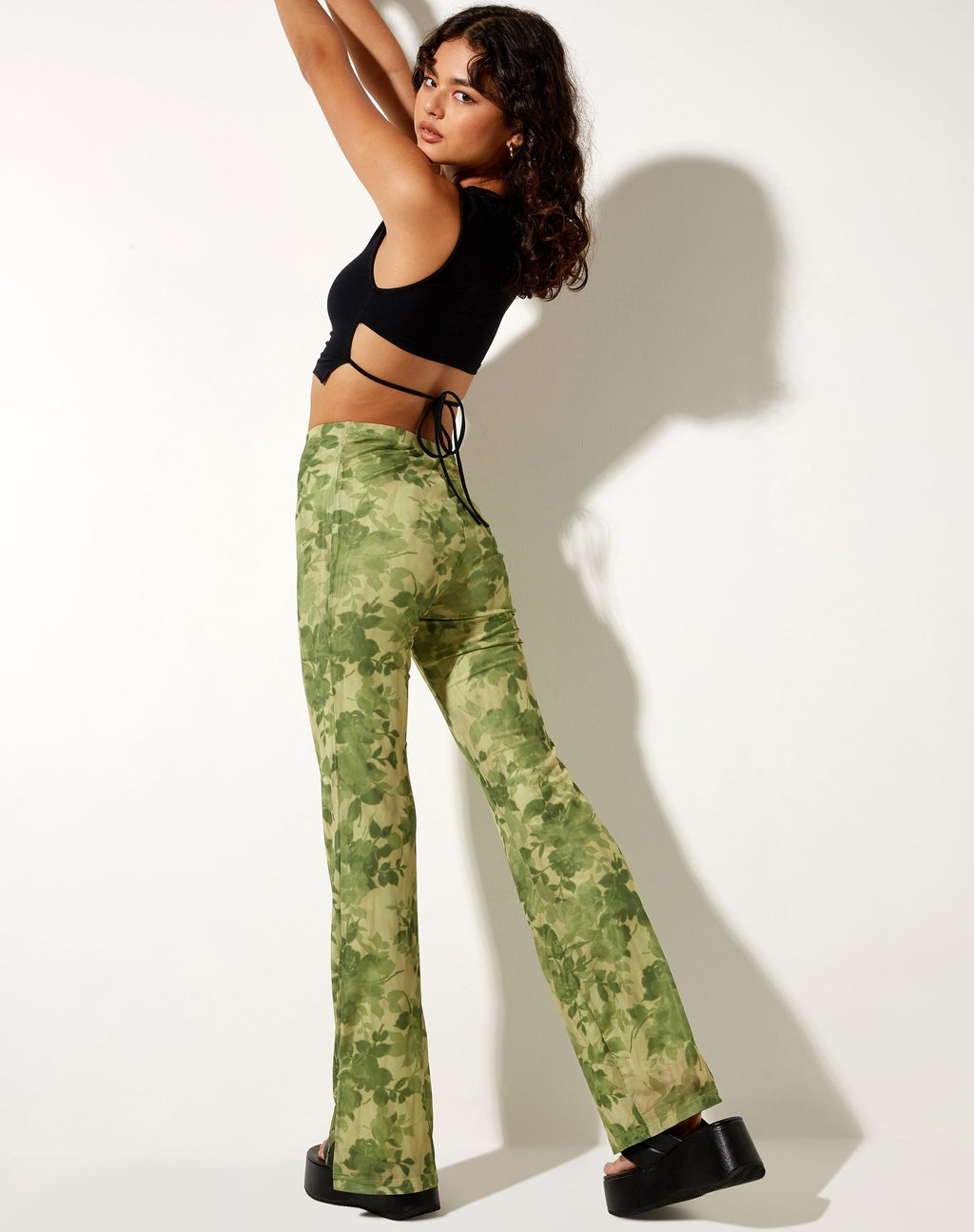 Pantalon évasé Heny, floral flou