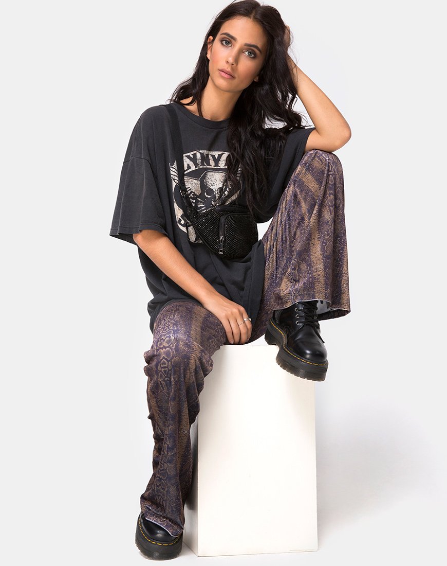 Image de Herlom pantalon évasé en velours brun serpent