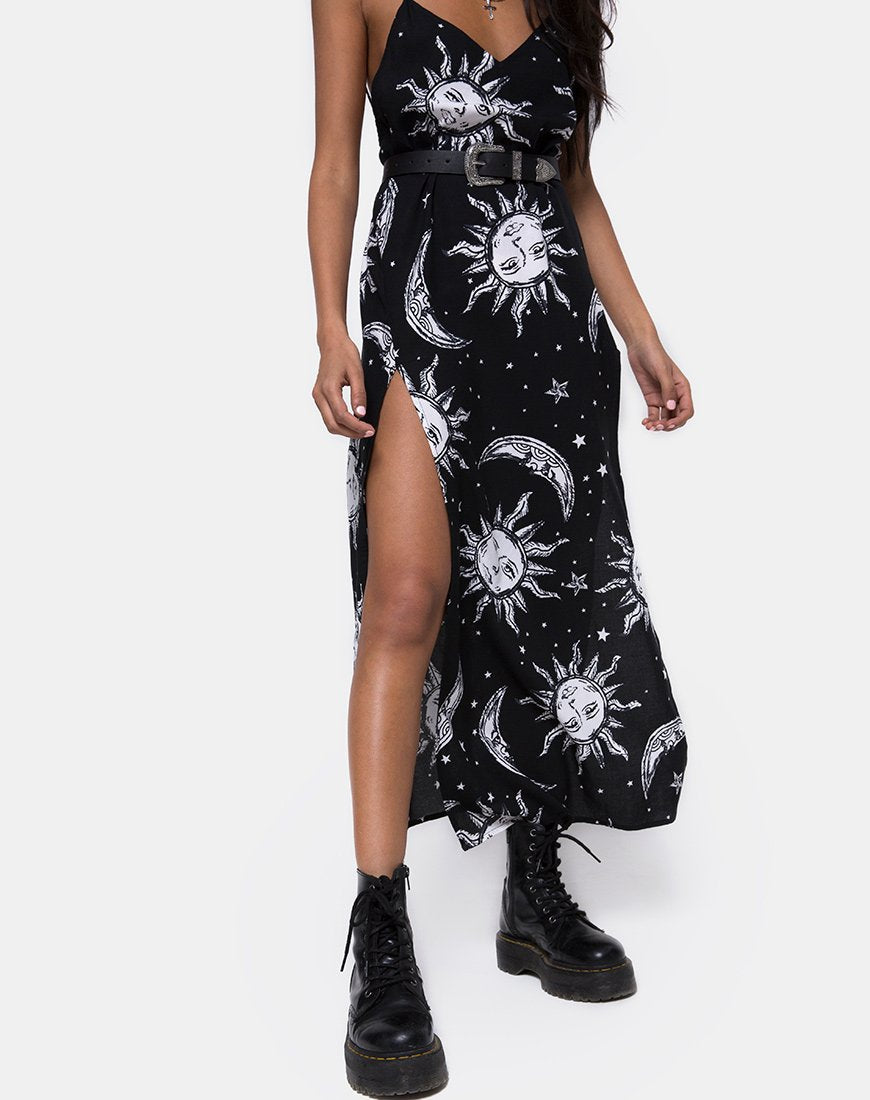 Image de Hime Maxi Dress in Oversize Sun Moon and Stars