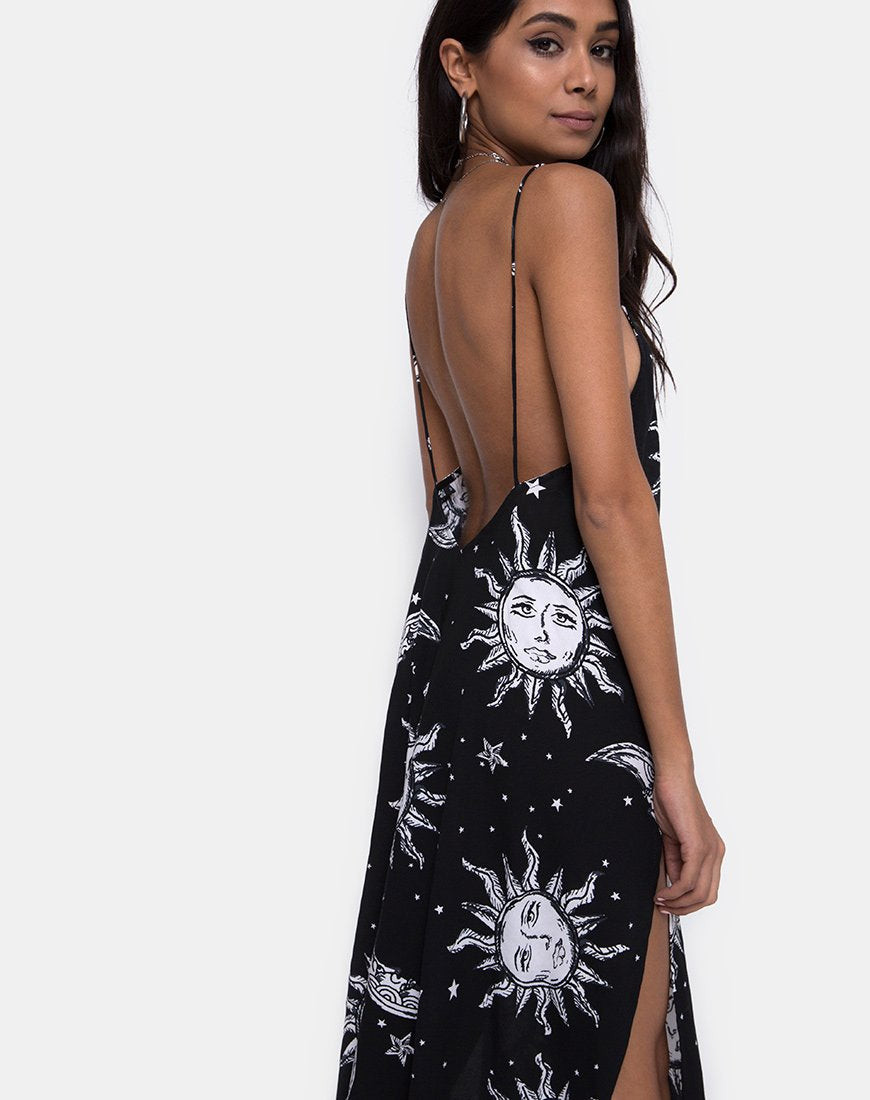 Image de Hime Maxi Dress in Oversize Sun Moon and Stars