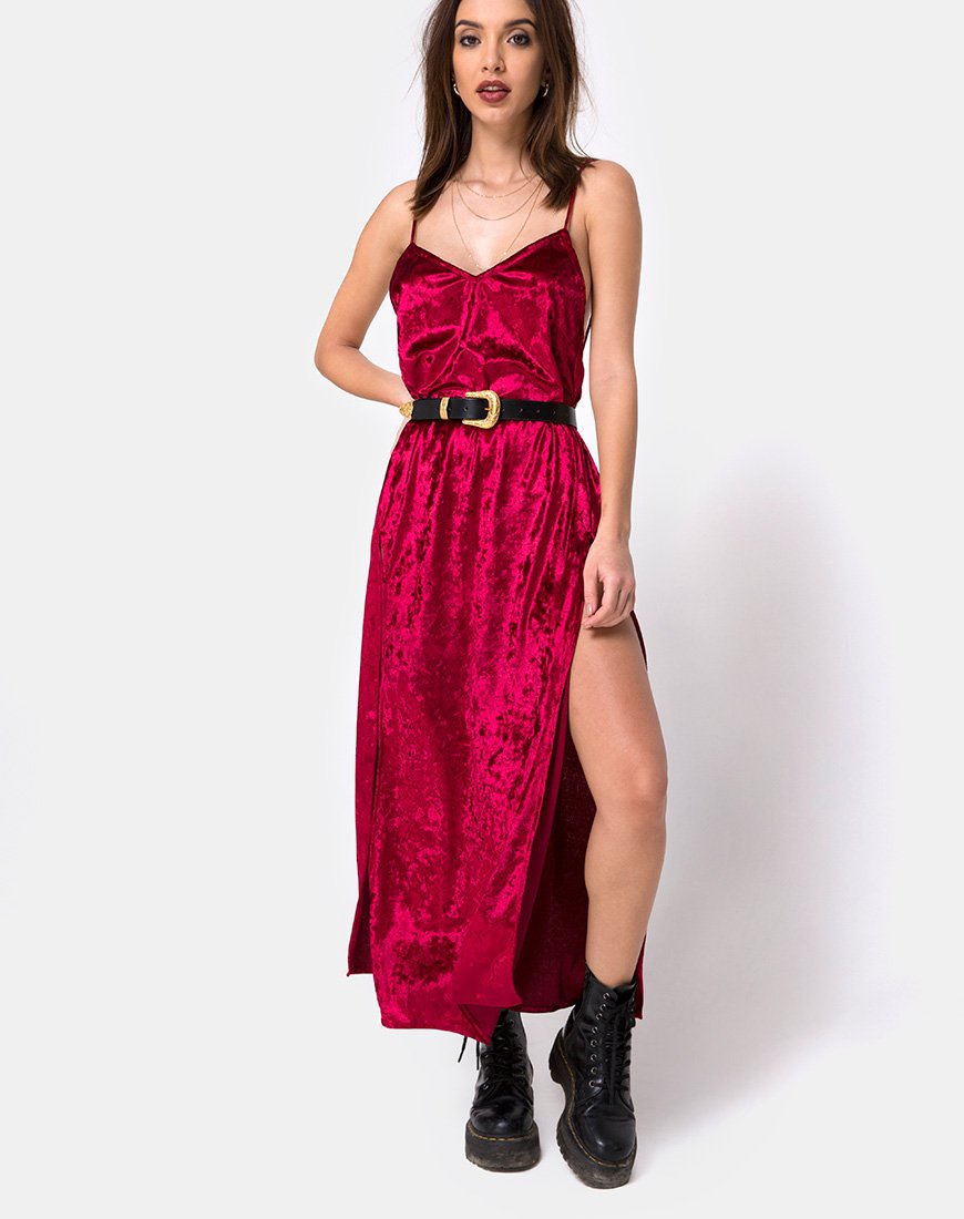 Image de la robe longue Hime en velours bourgogne