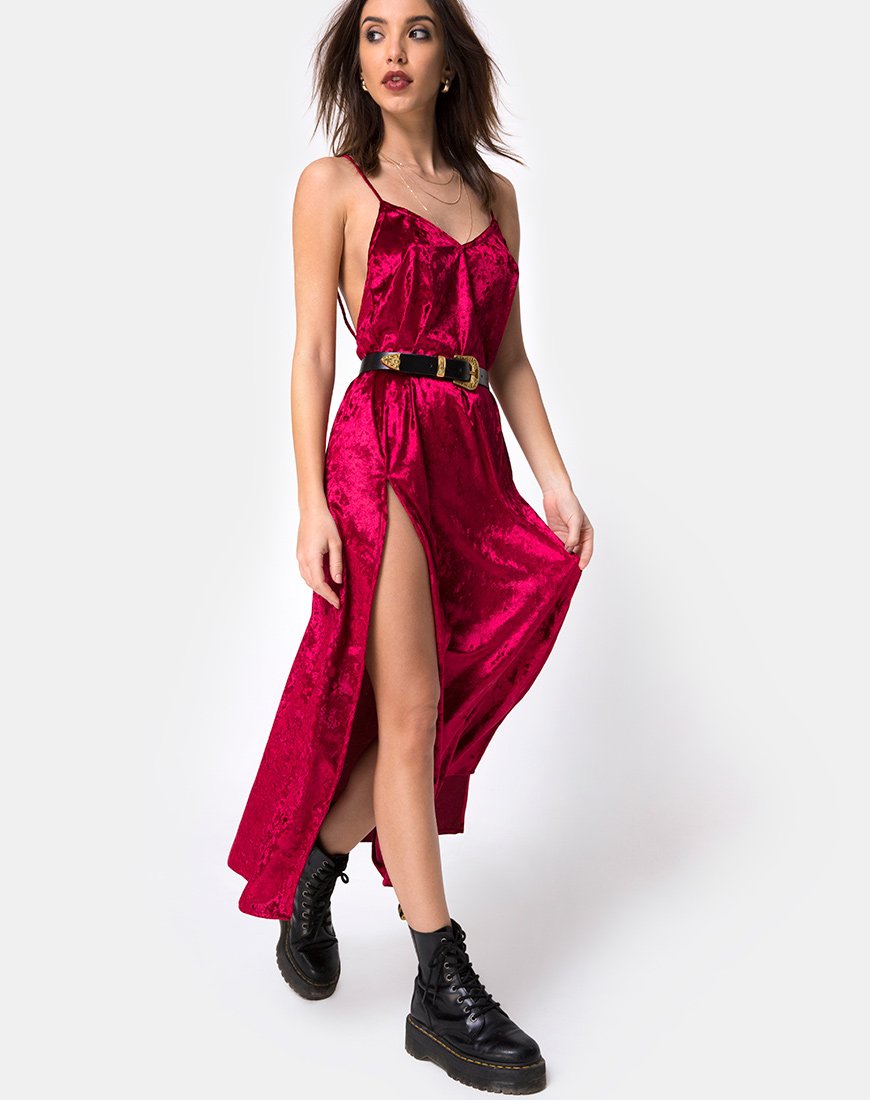 Image de la robe longue Hime en velours bourgogne