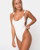 Image de Hooked Swimsuit en blanc