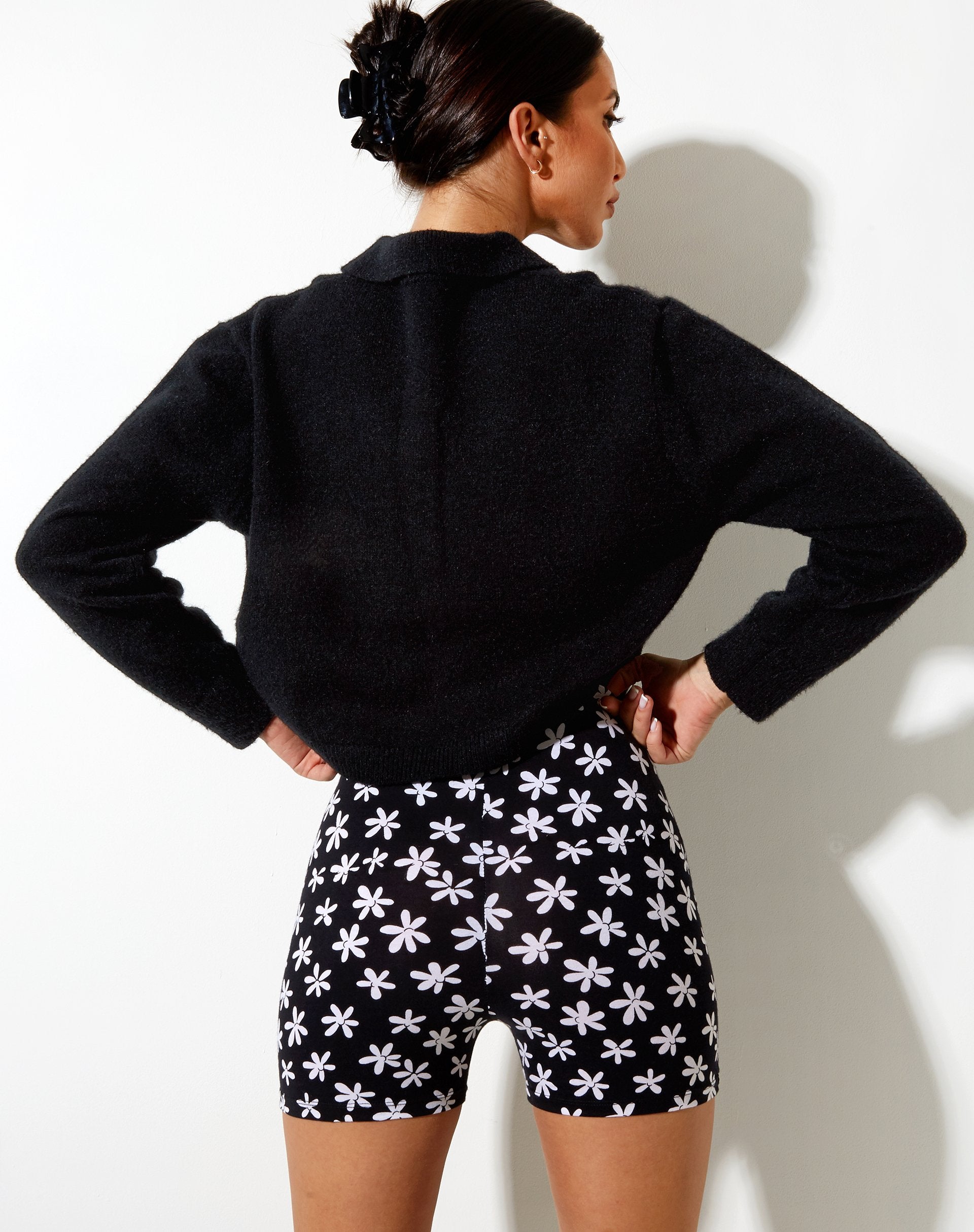 Image de Hot Pant in 90s Daisy Black and White