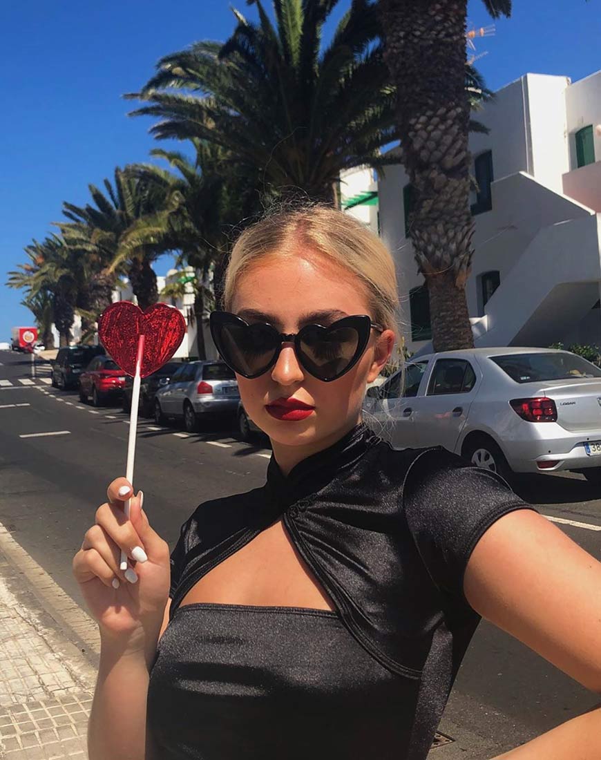 Image de Tuli Bodycon Dress in Satin Black