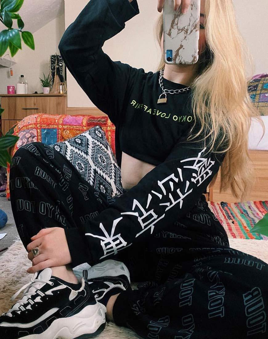 Image de Gocea Crop Top in Black Tokyo Love Symbol