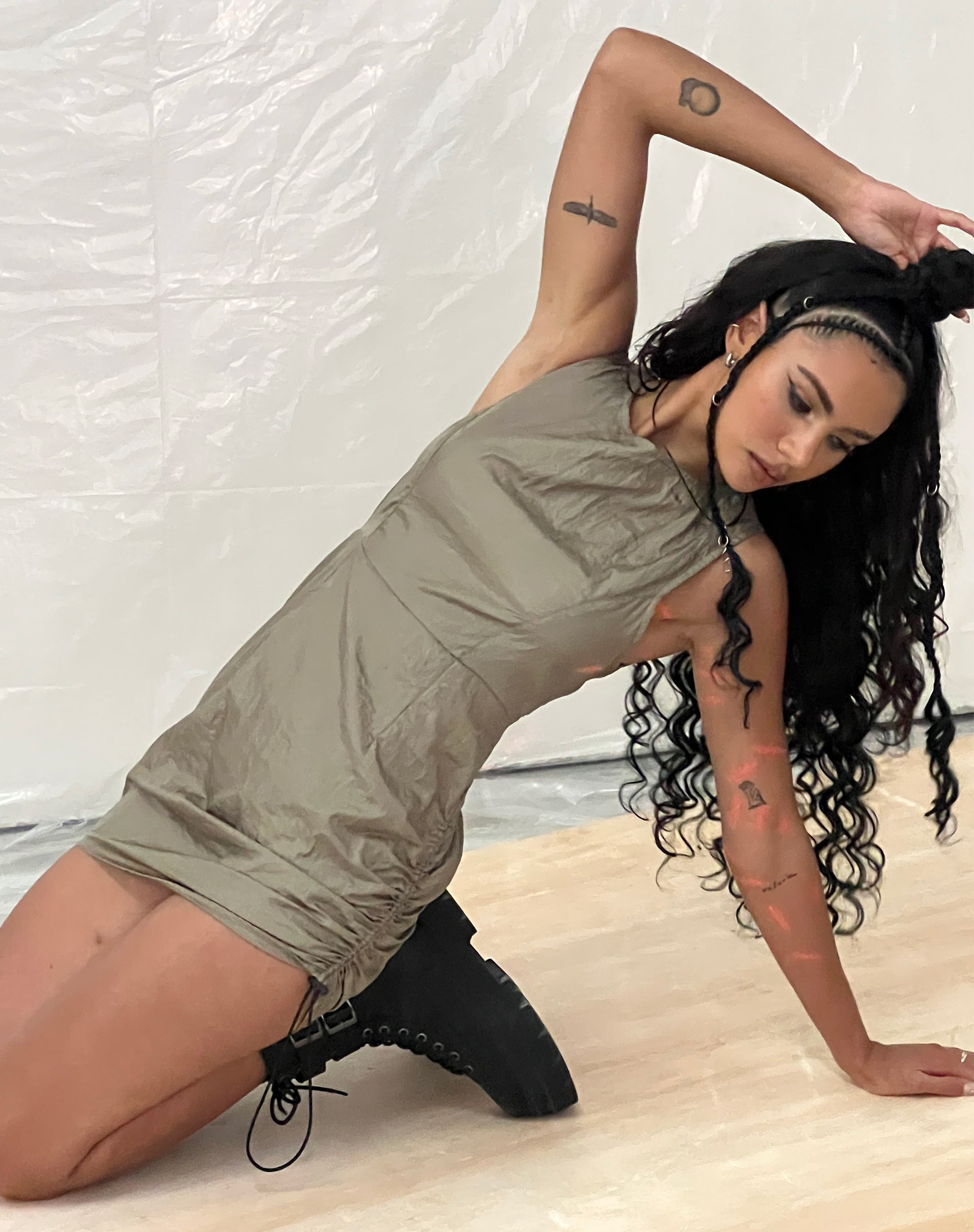 IMAGE DE LA Mini robe Ajime en vert argenté