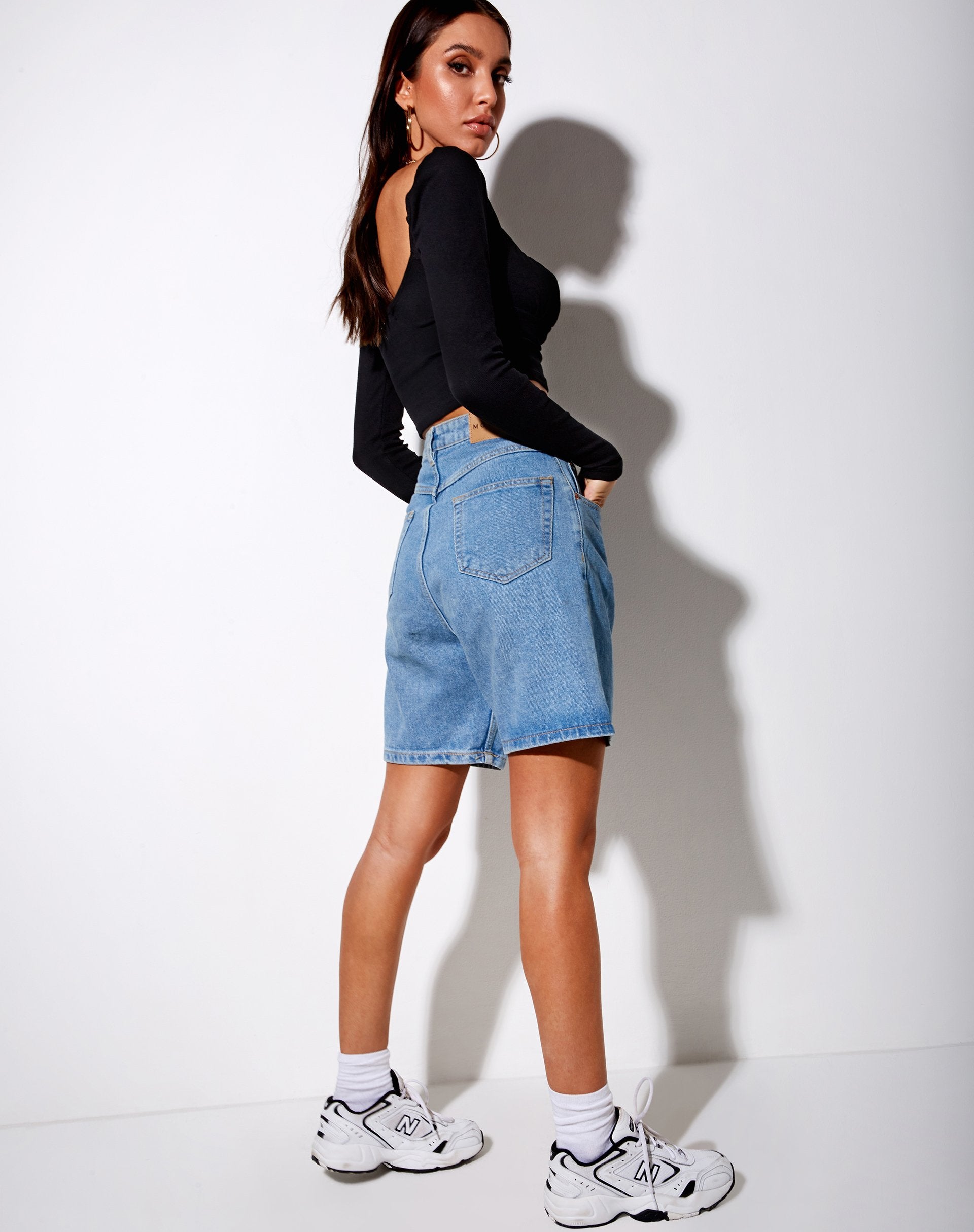 Image de Inalo Crop Top in Rib Black