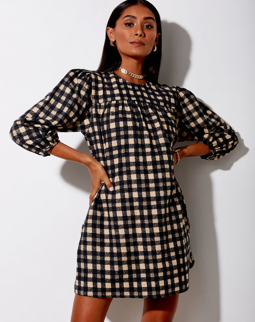 Isha Mini Dress in 90's Grunge Check (Mini robe Isha à carreaux des années 90)