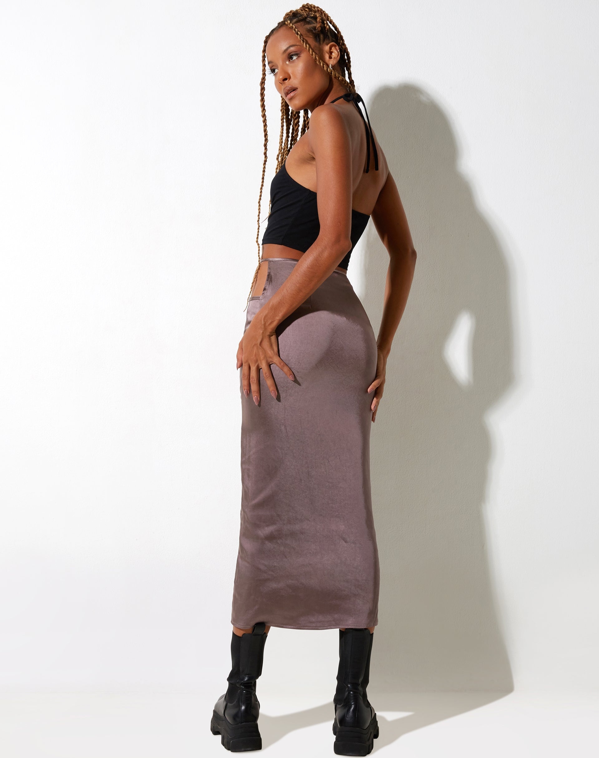 image de Jupe midi Gardy en satin acier