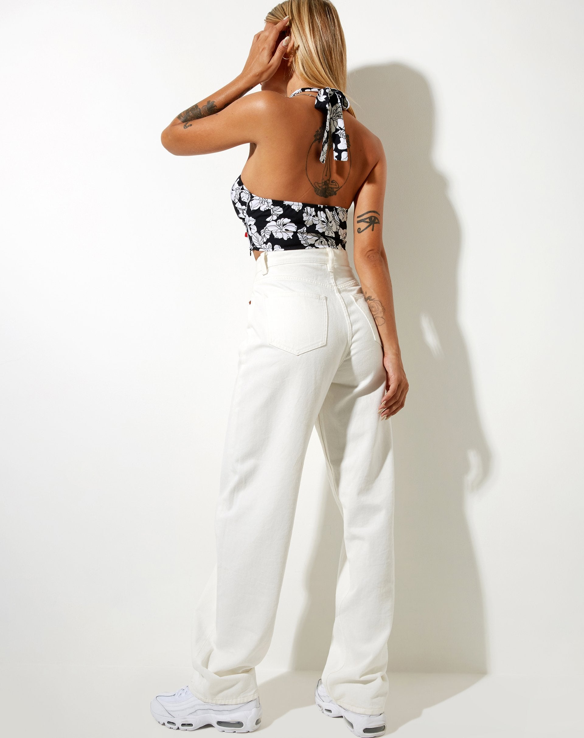 Image de Jalva Crop Top in Vacation Black and White