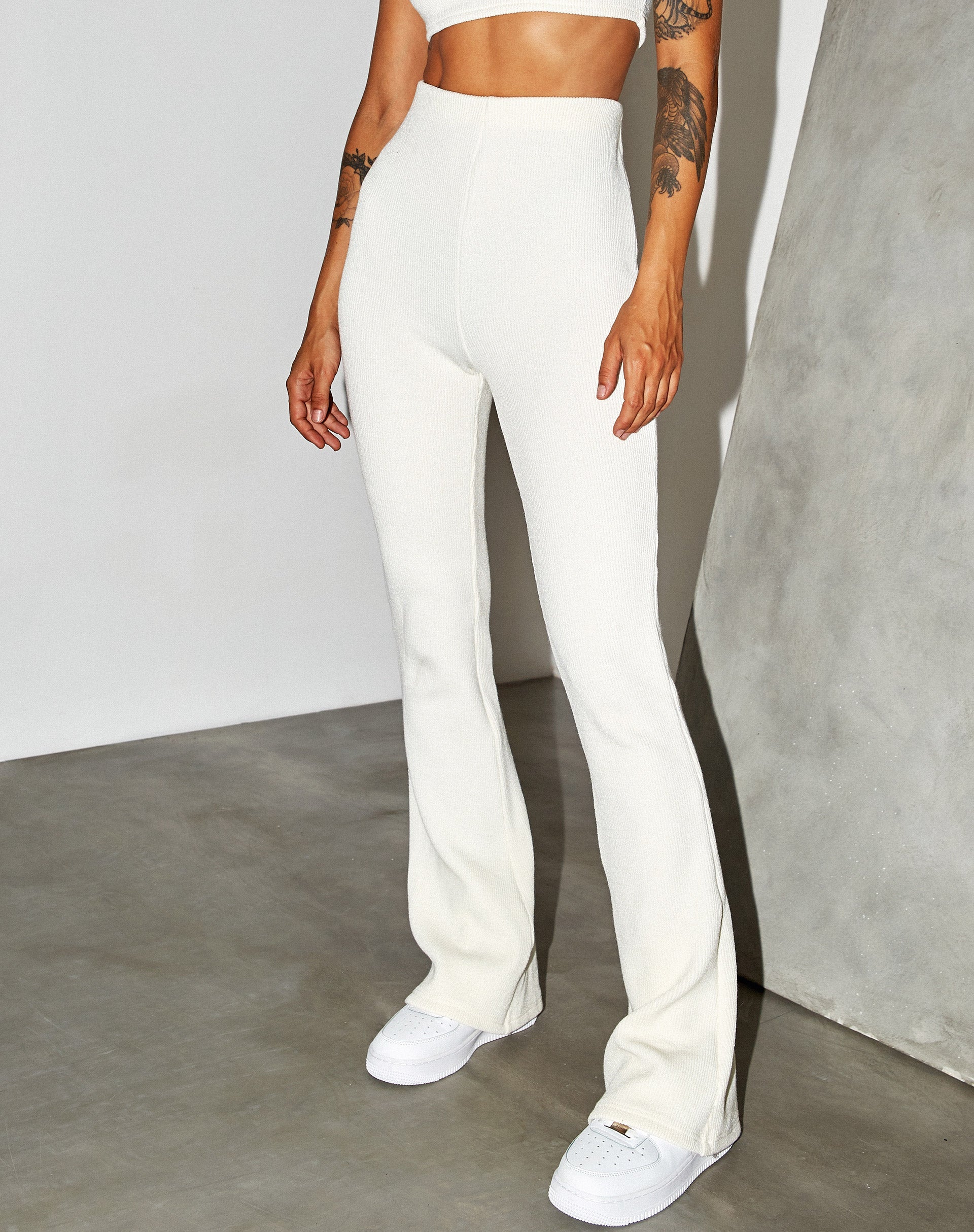 Image de Jiva Flare Trouser in Rib Cream