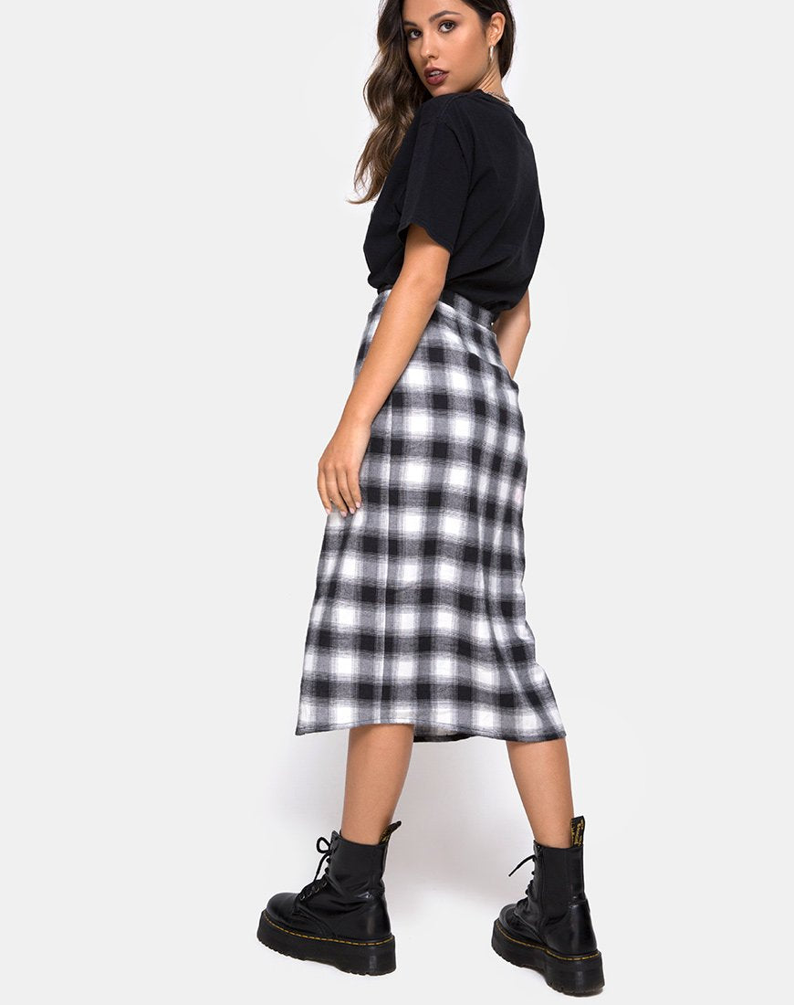 Image de Kaisa Midi Skirt in Plaid Black and White