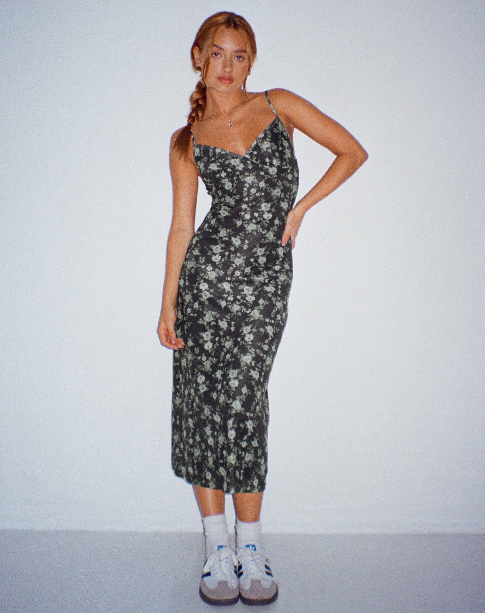 image de Kalana Maxi Dress in Pretty Floral Green