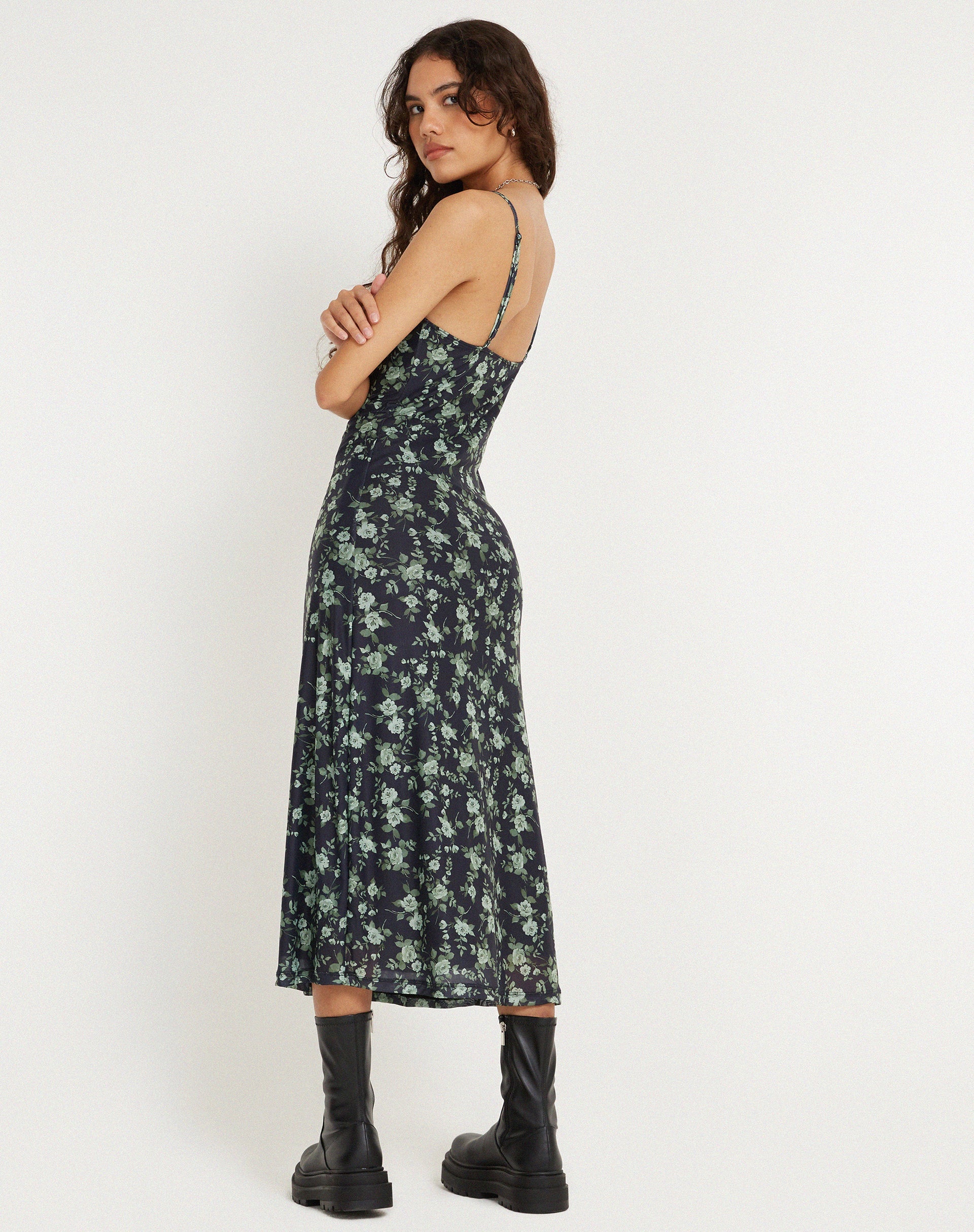 image de Kalana Maxi Dress in Pretty Floral Green