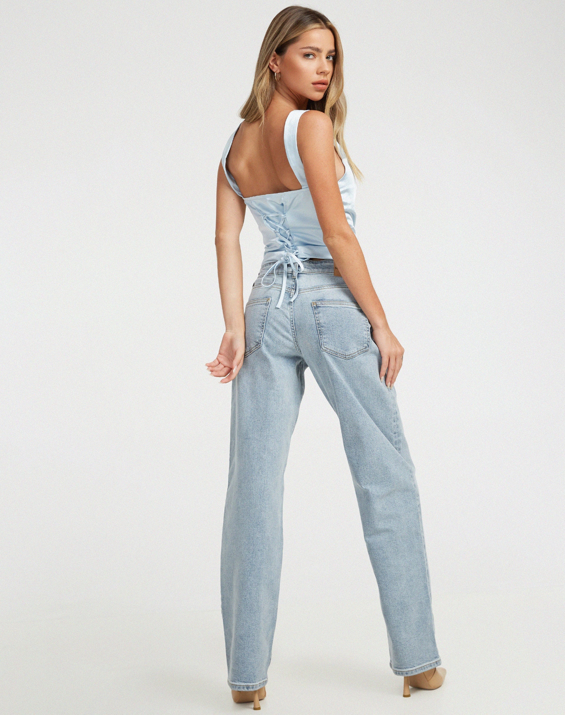 image de Kanaya Top in Satin Ice Blue