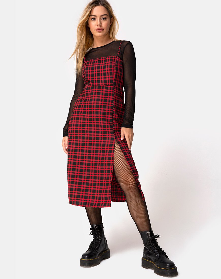 Kaoya Midi Dress in Check Red and Black (robe midi à carreaux rouges et noirs)