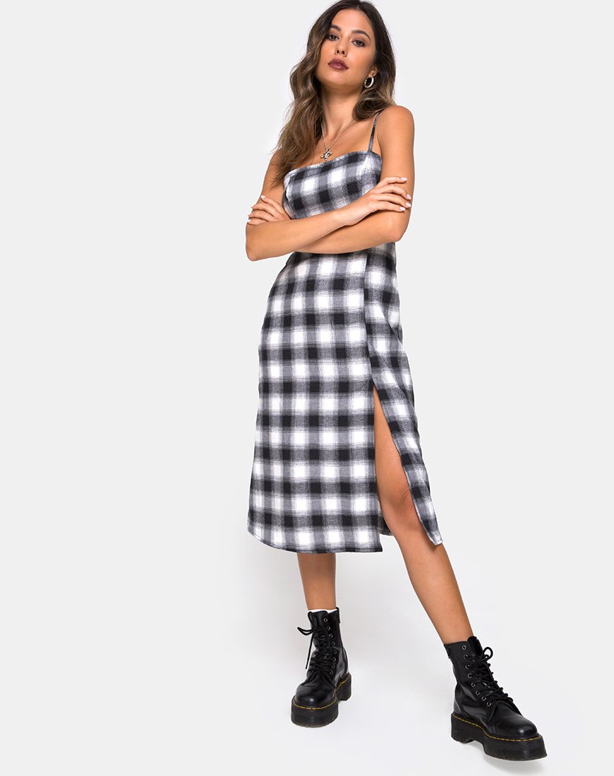Image de la robe Kaoya à carreaux noir et blanc