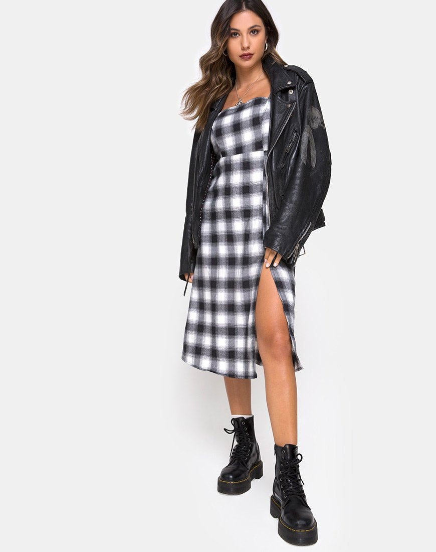 Image de la robe Kaoya à carreaux noir et blanc
