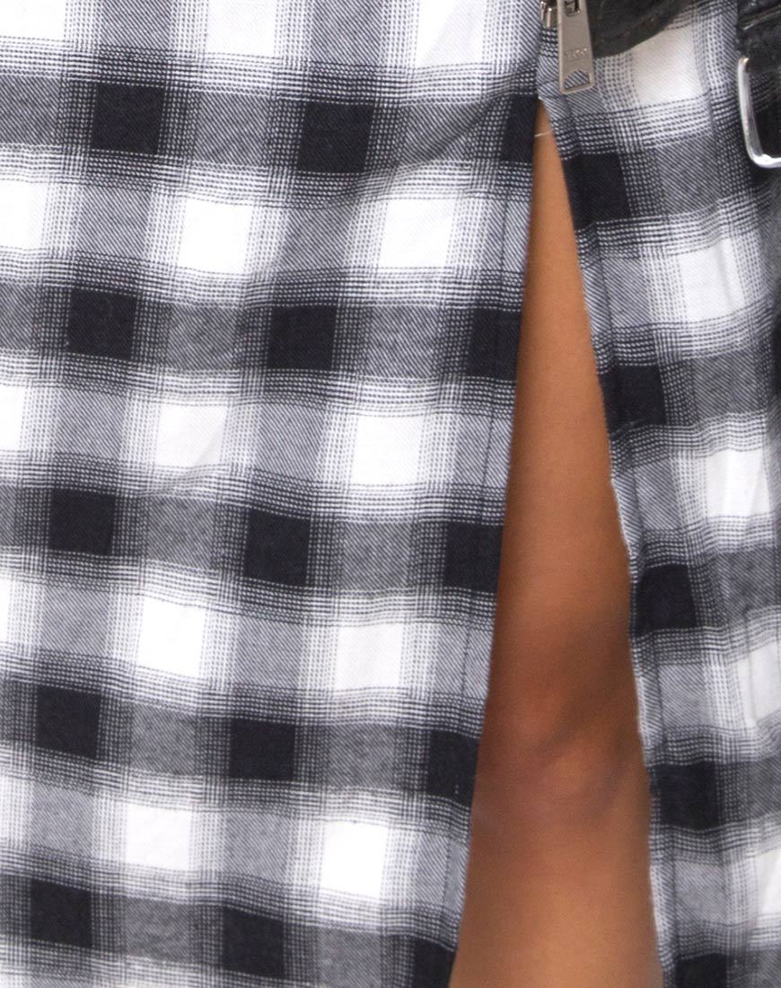 Image de la robe Kaoya à carreaux noir et blanc