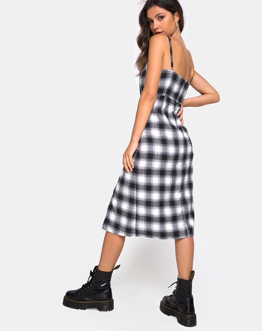 Image de la robe Kaoya à carreaux noir et blanc