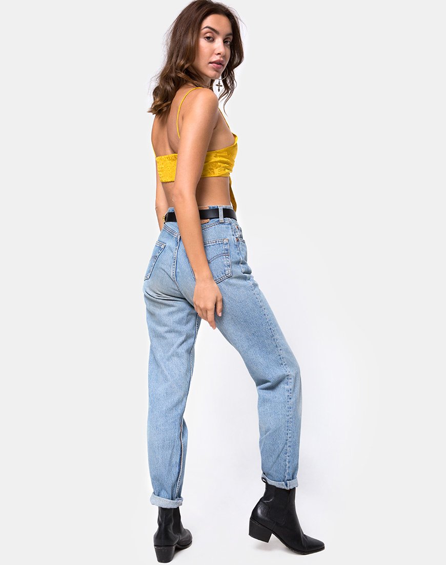 Image de la bralette Kasen en satin rose moutarde