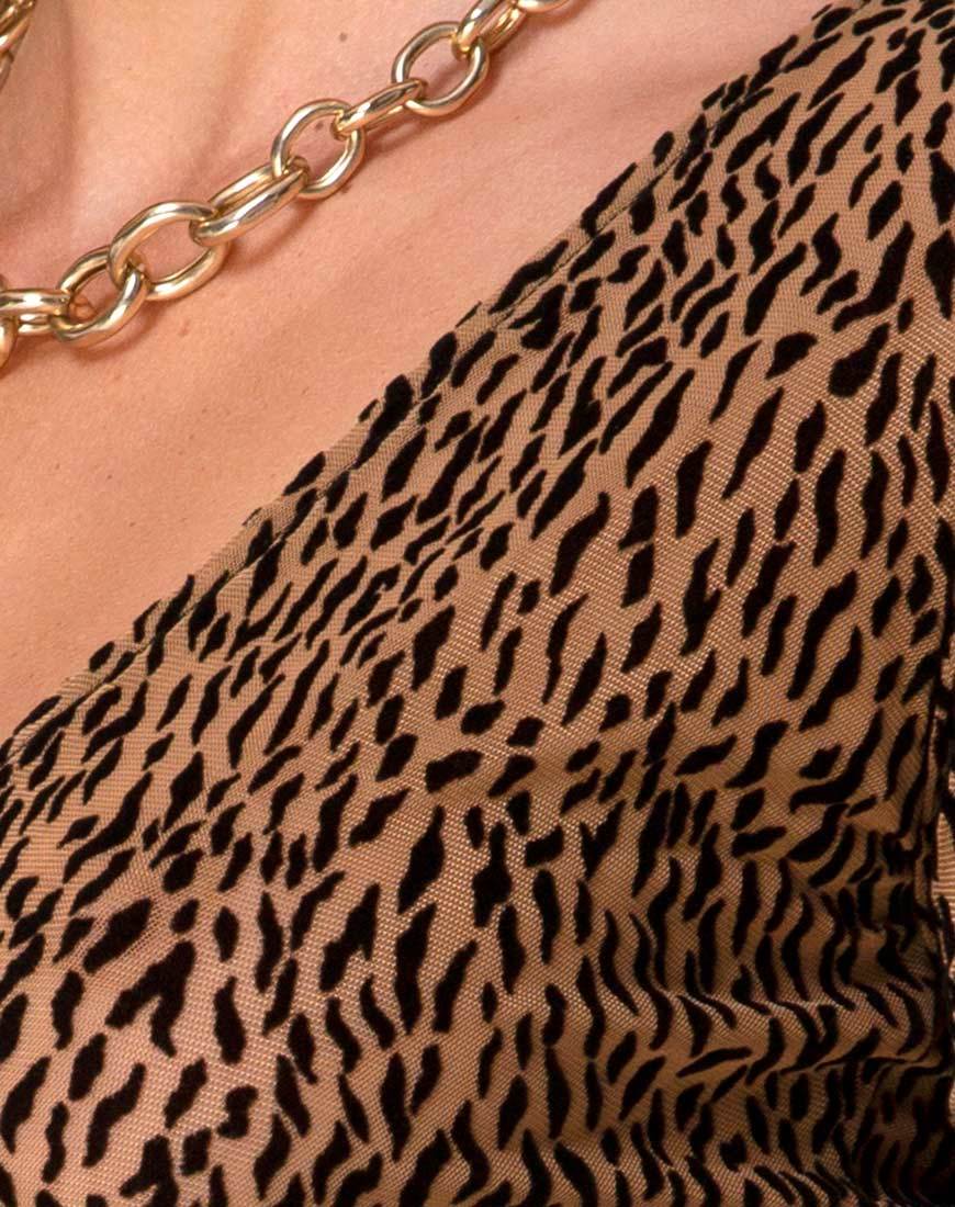 Image de Kayak Wrap Top in Animal Flock Tan Net