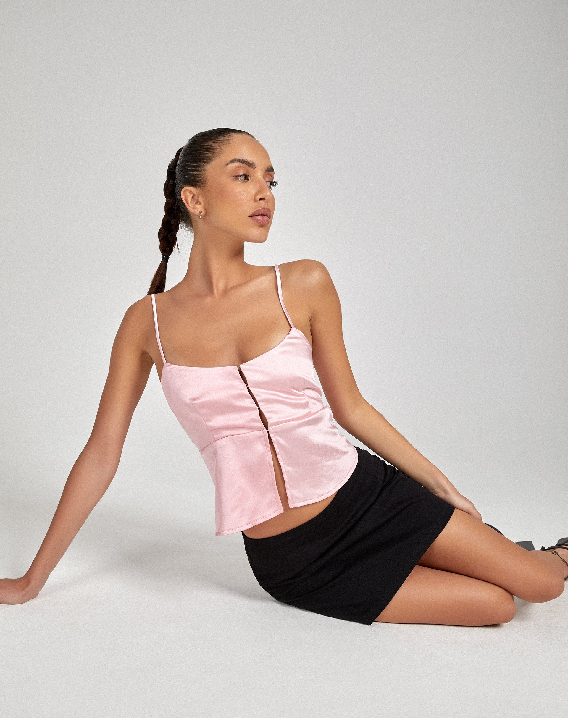 Image de Kayana Cami Top in Satin Pink