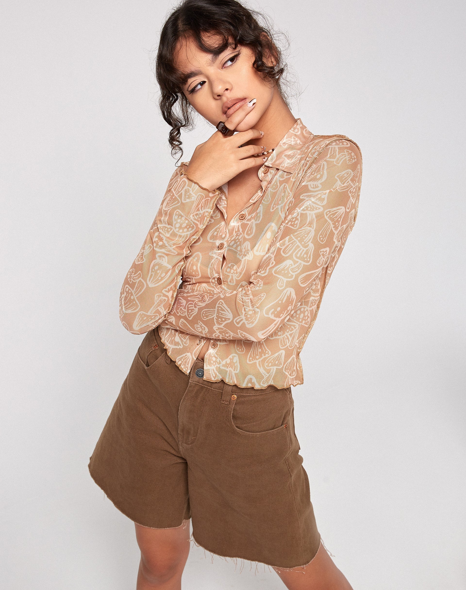 Image de Keyla Shirt in Tan Mushroom