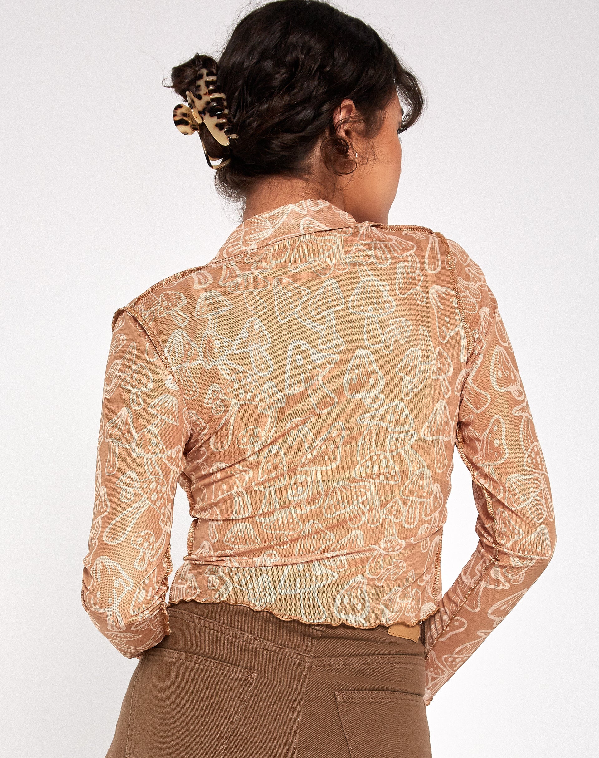 Image de Keyla Shirt in Tan Mushroom