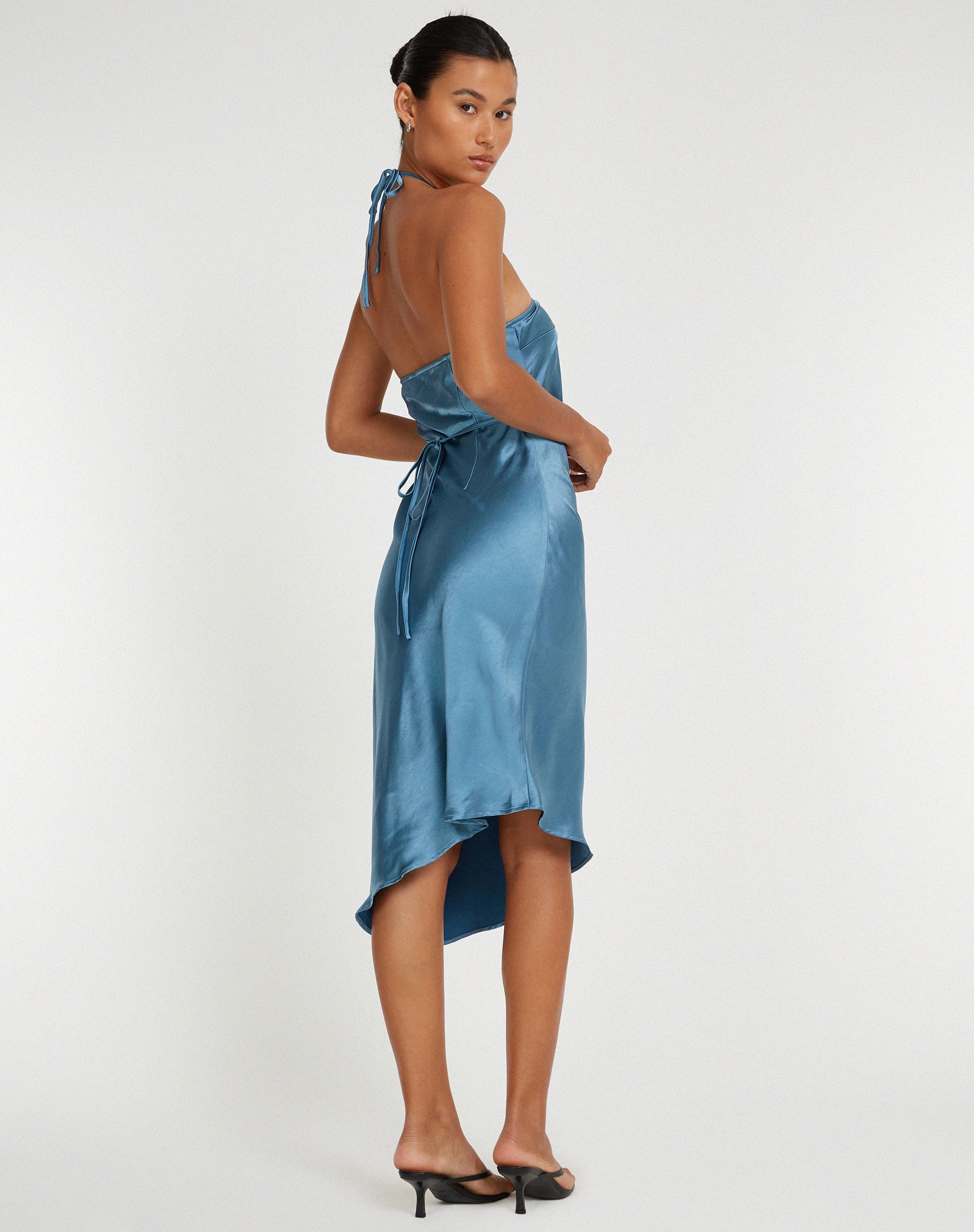 image de Kimora Midi Dress in Satin Slate